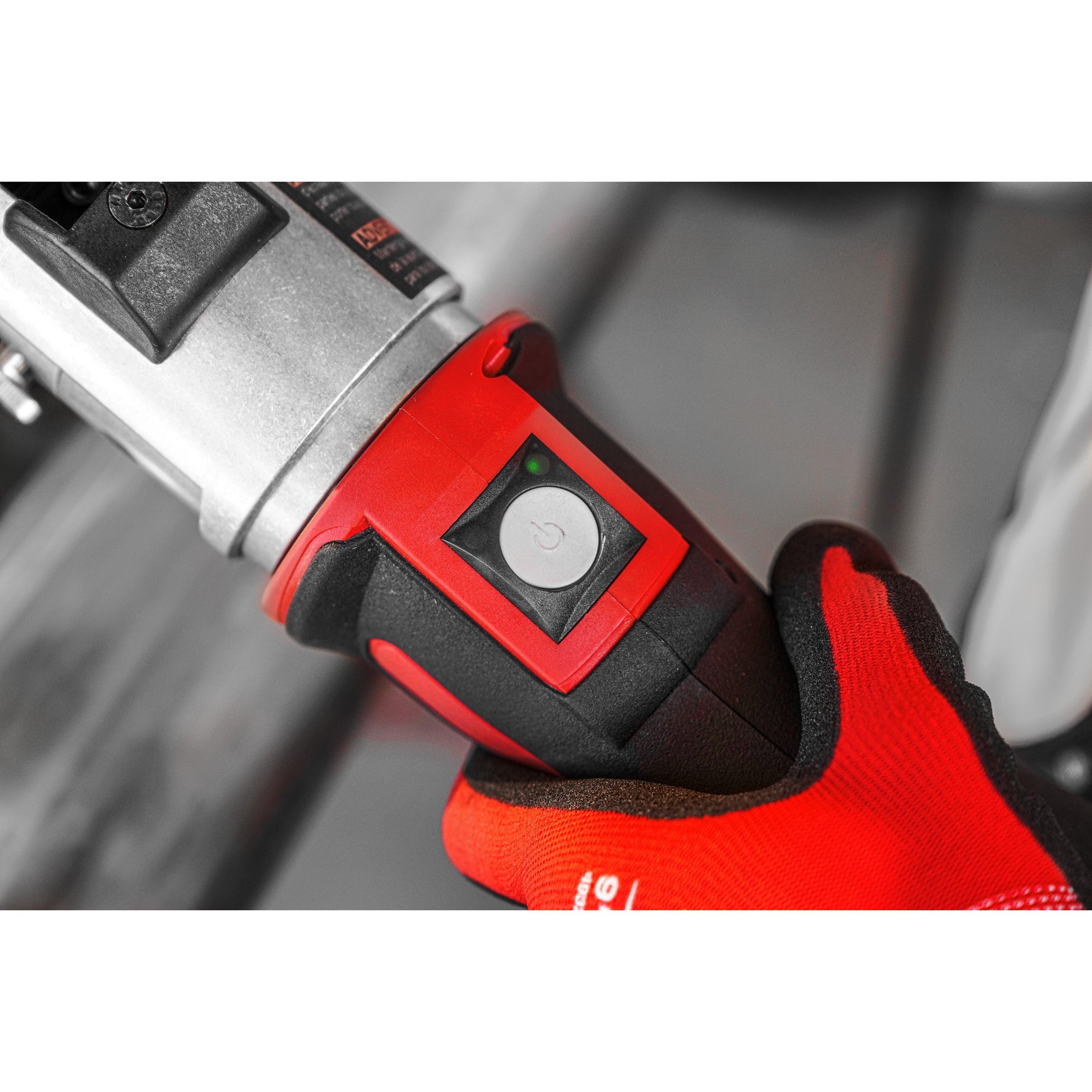 Presă XL M18™ FORCE LOGIC™ cu motor fără perii Milwaukee M18BLHPTXL-502P, cod 4933479441, 2 x M18 B5 acumulator, M12-18 C încărcător, PACKOUT™ box - BIG STORE (Dynamic Tools SRL)
