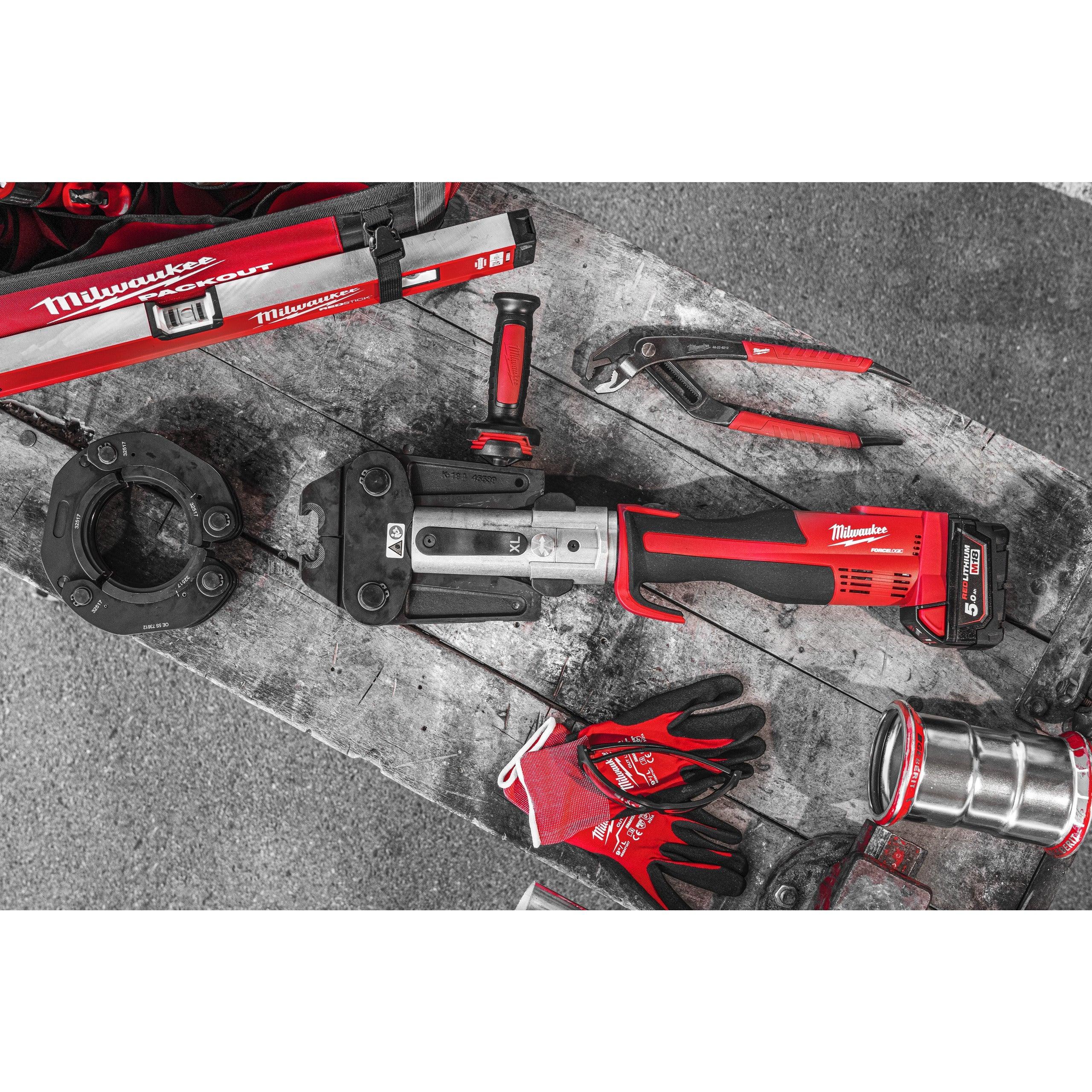 Presă XL M18™ FORCE LOGIC™ cu motor fără perii Milwaukee M18BLHPTXL-0P, cod 4933479440, fără acumulator, fără încărcător, PACKOUT™ box - BIG STORE (Dynamic Tools SRL)