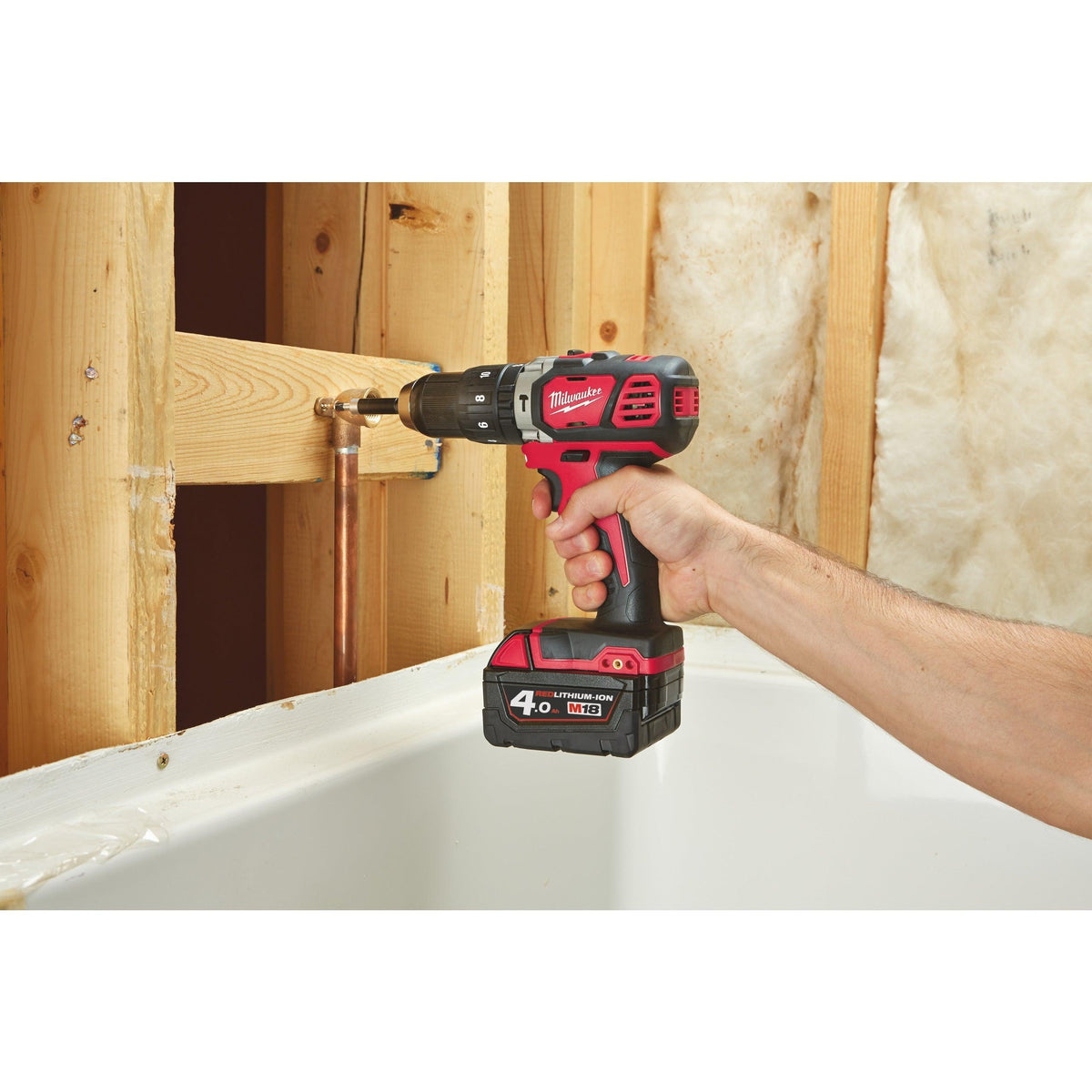 Mașină de găurit cu percuție compactă M18™ Milwaukee M18BPD-402C, cod 4933443520, 2 x M18 B4 acumulator, M12-18 C încărcător, cutie plastic - BIG STORE (Dynamic Tools SRL)