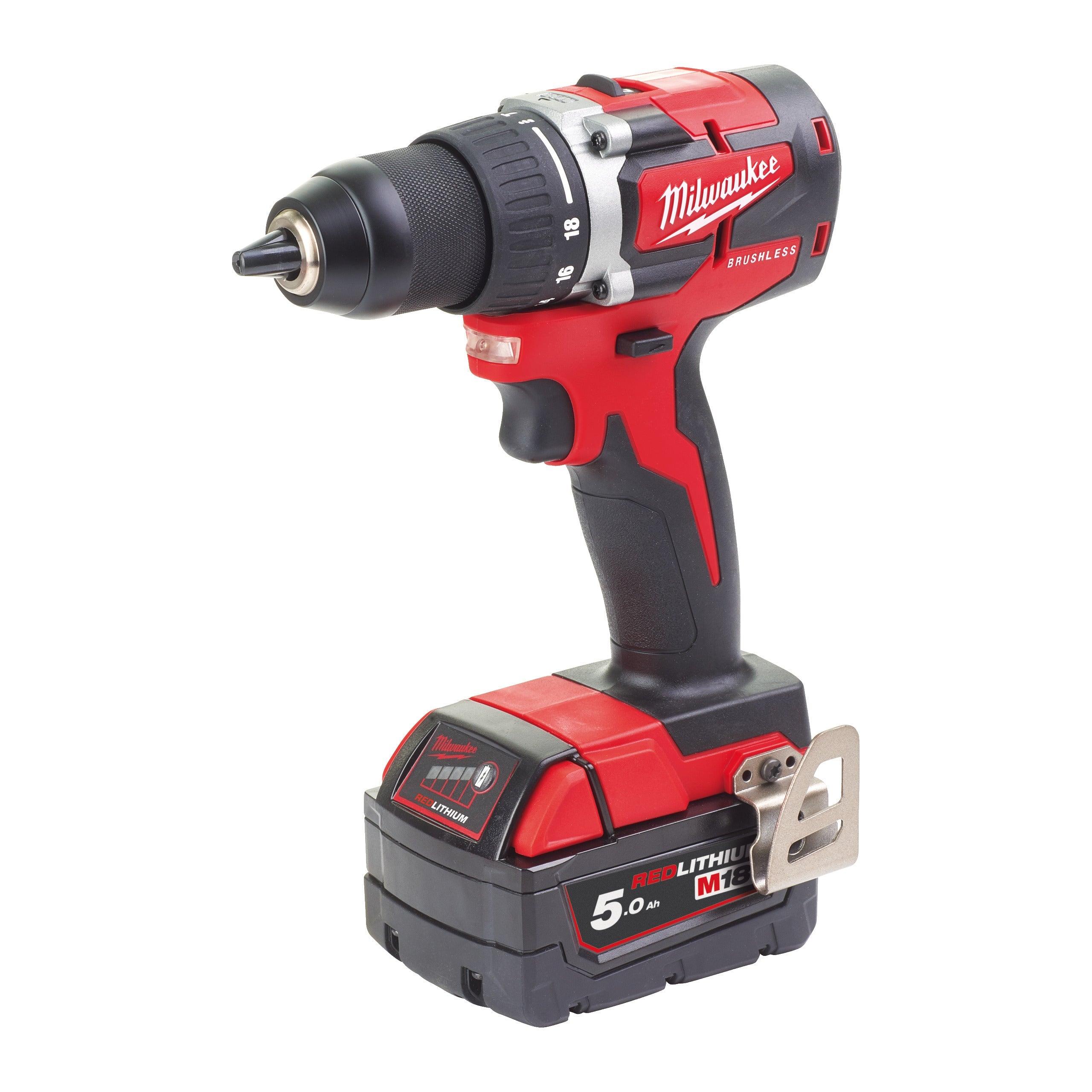 Mașină de găurit, compactă, cu motor fără perii M18™ Milwaukee M18CBLDD-502C, cod 4933464556, 2 x M18 B5 acumulator, M12-18 C încărcător, cutie plastic - BIG STORE (Dynamic Tools SRL)