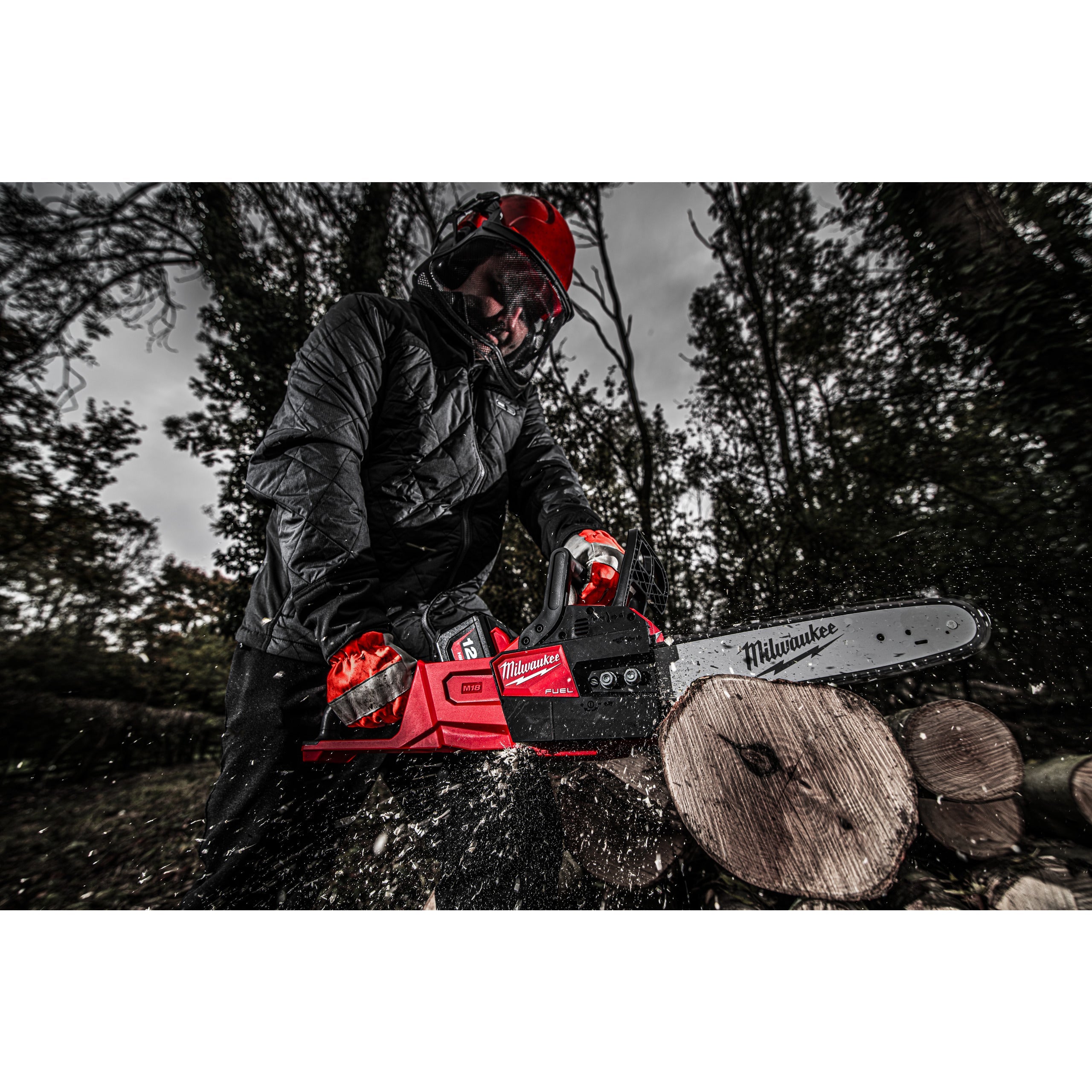Fierăstrău cu lanț 30 cm M18 FUEL™ Milwaukee M18FCHSC-121, cod 4933471442, 1 x M18 HB12 acumulator, M12-18 FC încărcător, fără cutie - BIG STORE (Dynamic Tools SRL)