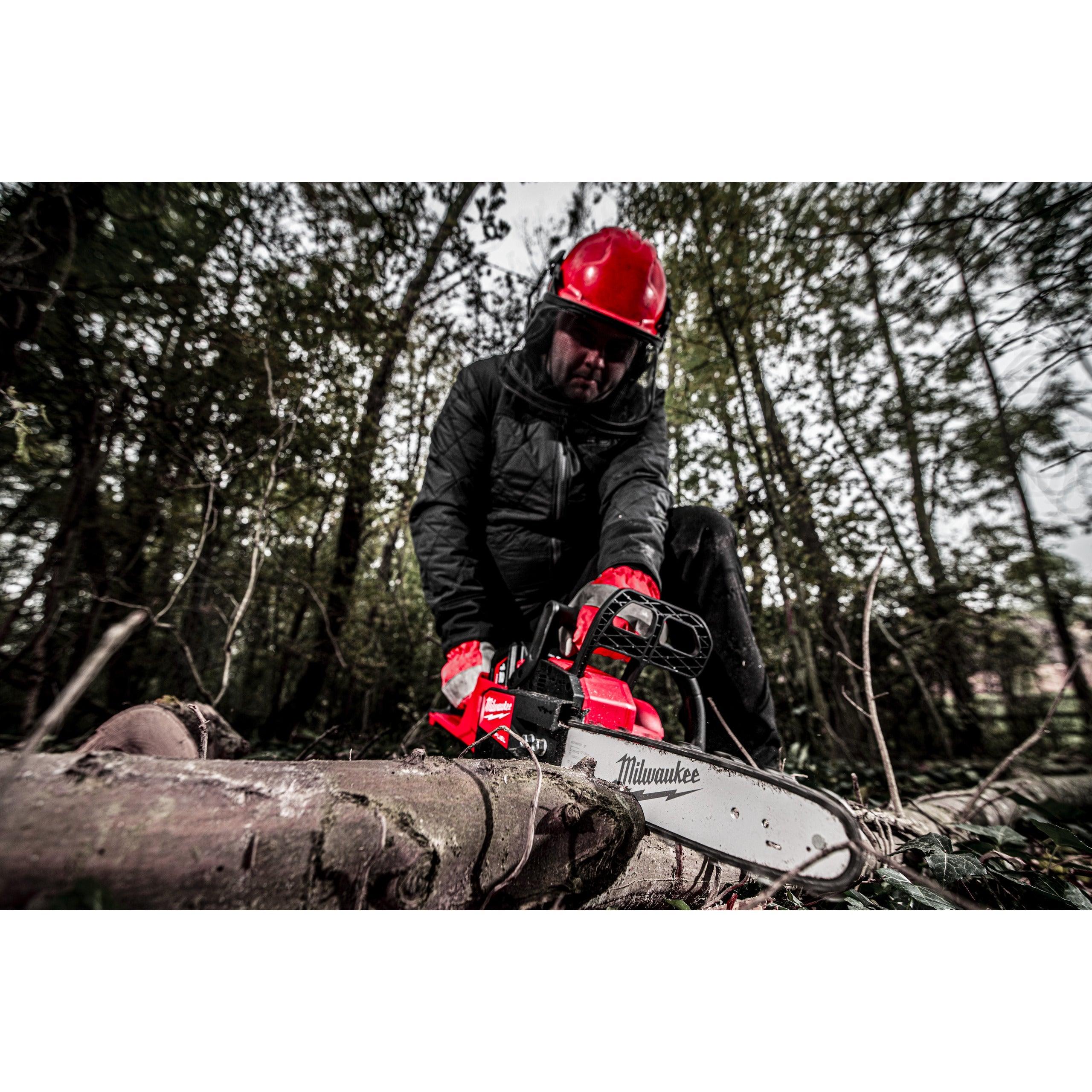Fierăstrău cu lanț 30 cm M18 FUEL™ Milwaukee M18FCHSC-121, cod 4933471442, 1 x M18 HB12 acumulator, M12-18 FC încărcător, fără cutie - BIG STORE (Dynamic Tools SRL)