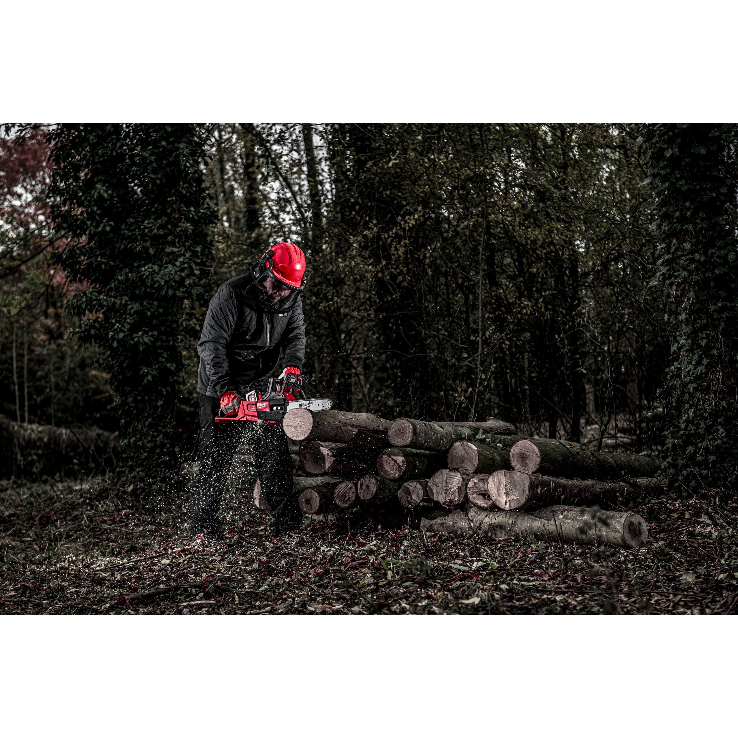 Fierăstrău cu lanț 30 cm M18 FUEL™ Milwaukee M18FCHSC-121, cod 4933471442, 1 x M18 HB12 acumulator, M12-18 FC încărcător, fără cutie - BIG STORE (Dynamic Tools SRL)