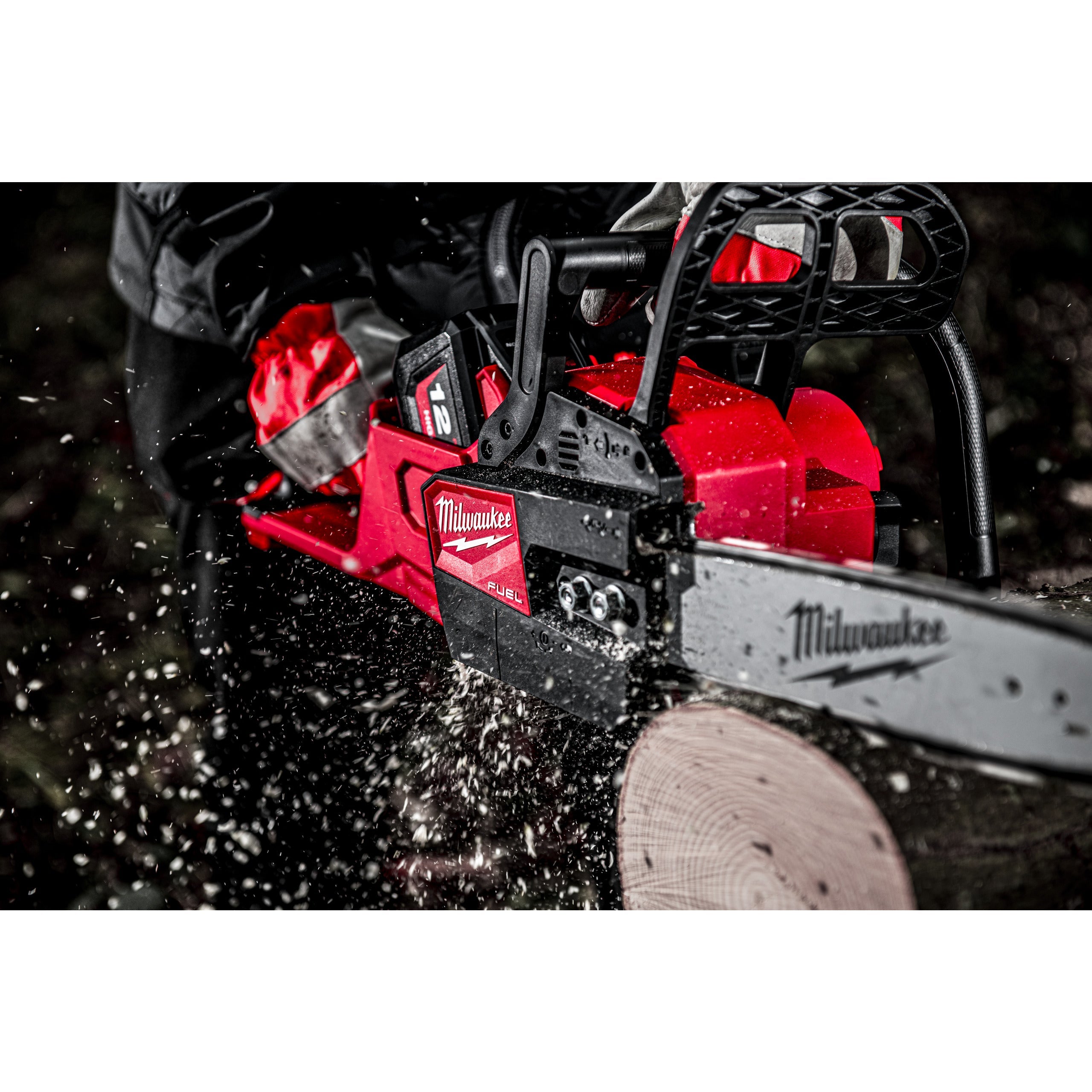 Fierăstrău cu lanț 30 cm M18 FUEL™ Milwaukee M18FCHSC-121, cod 4933471442, 1 x M18 HB12 acumulator, M12-18 FC încărcător, fără cutie - BIG STORE (Dynamic Tools SRL)
