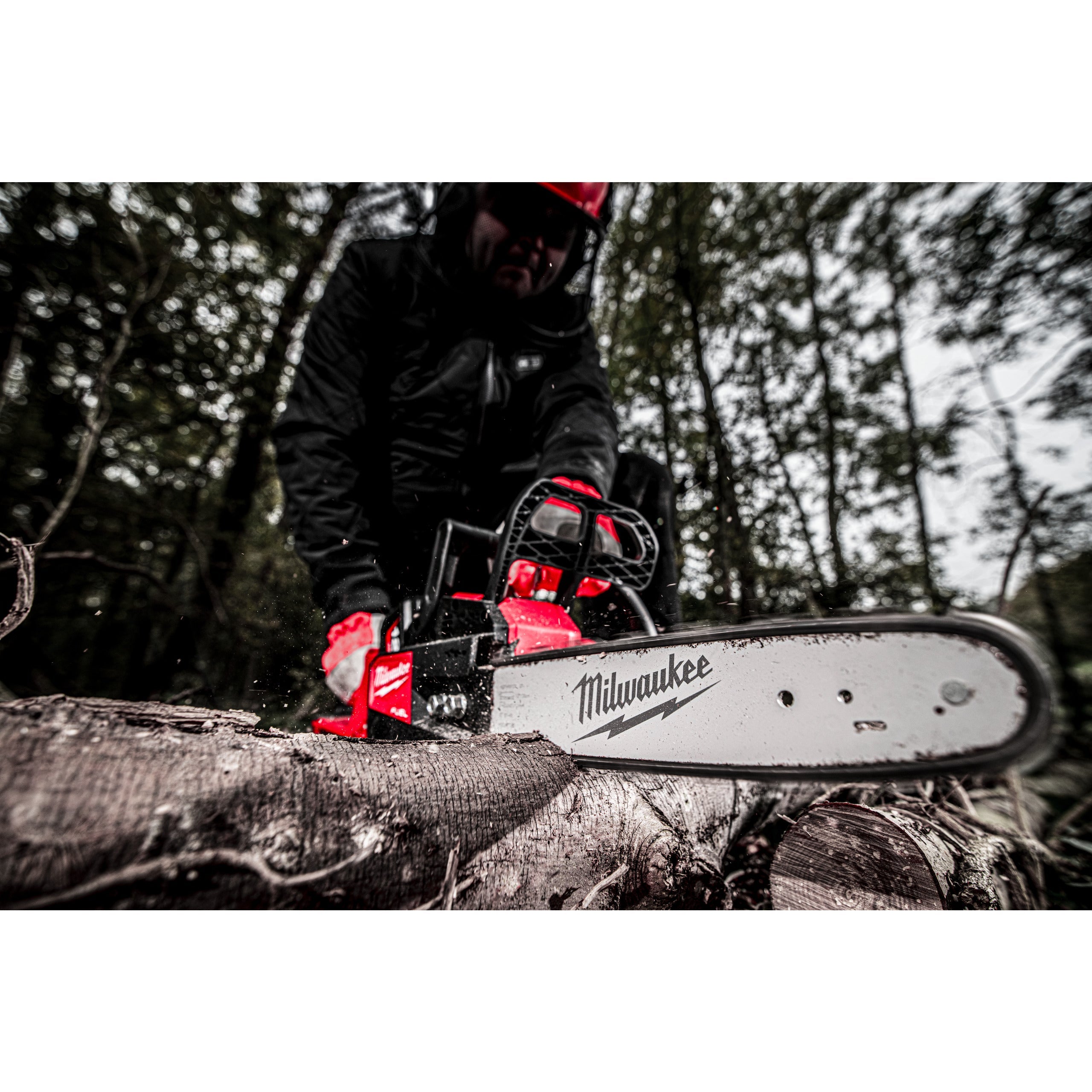 Fierăstrău cu lanț 30 cm M18 FUEL™ Milwaukee M18FCHSC-121, cod 4933471442, 1 x M18 HB12 acumulator, M12-18 FC încărcător, fără cutie - BIG STORE (Dynamic Tools SRL)