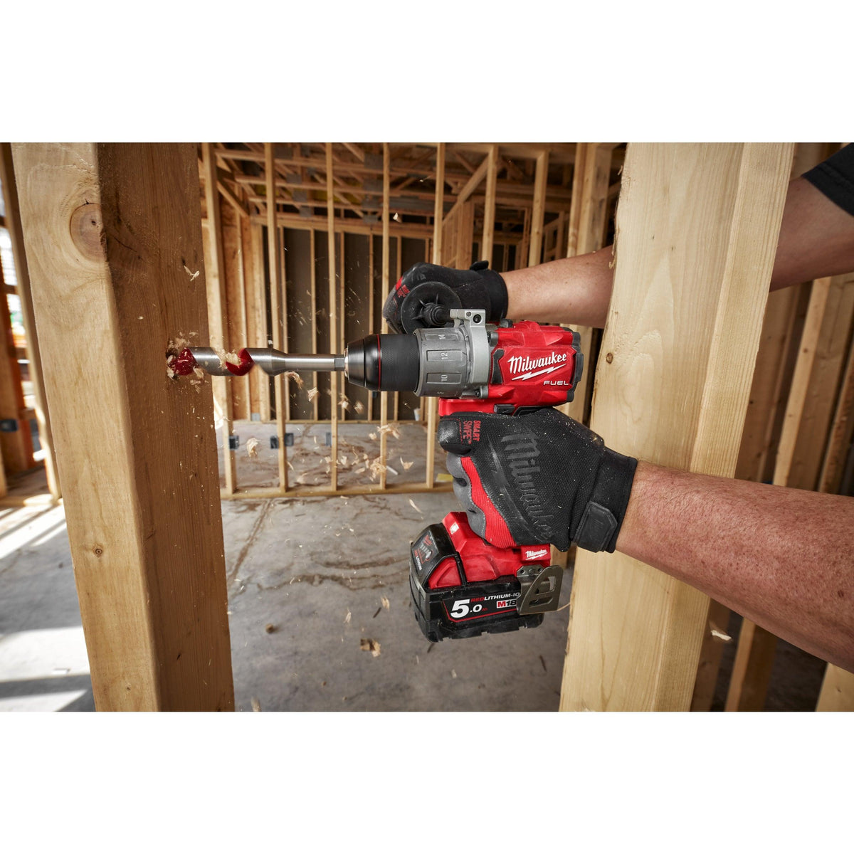 Mașină de găurit M18 Fuel™ Milwaukee M18FDD2-502X, cod 4933464267, 2 x M18 B5 acumulator, M12-18 FC încărcător, cutie HD - BIG STORE (Dynamic Tools SRL)