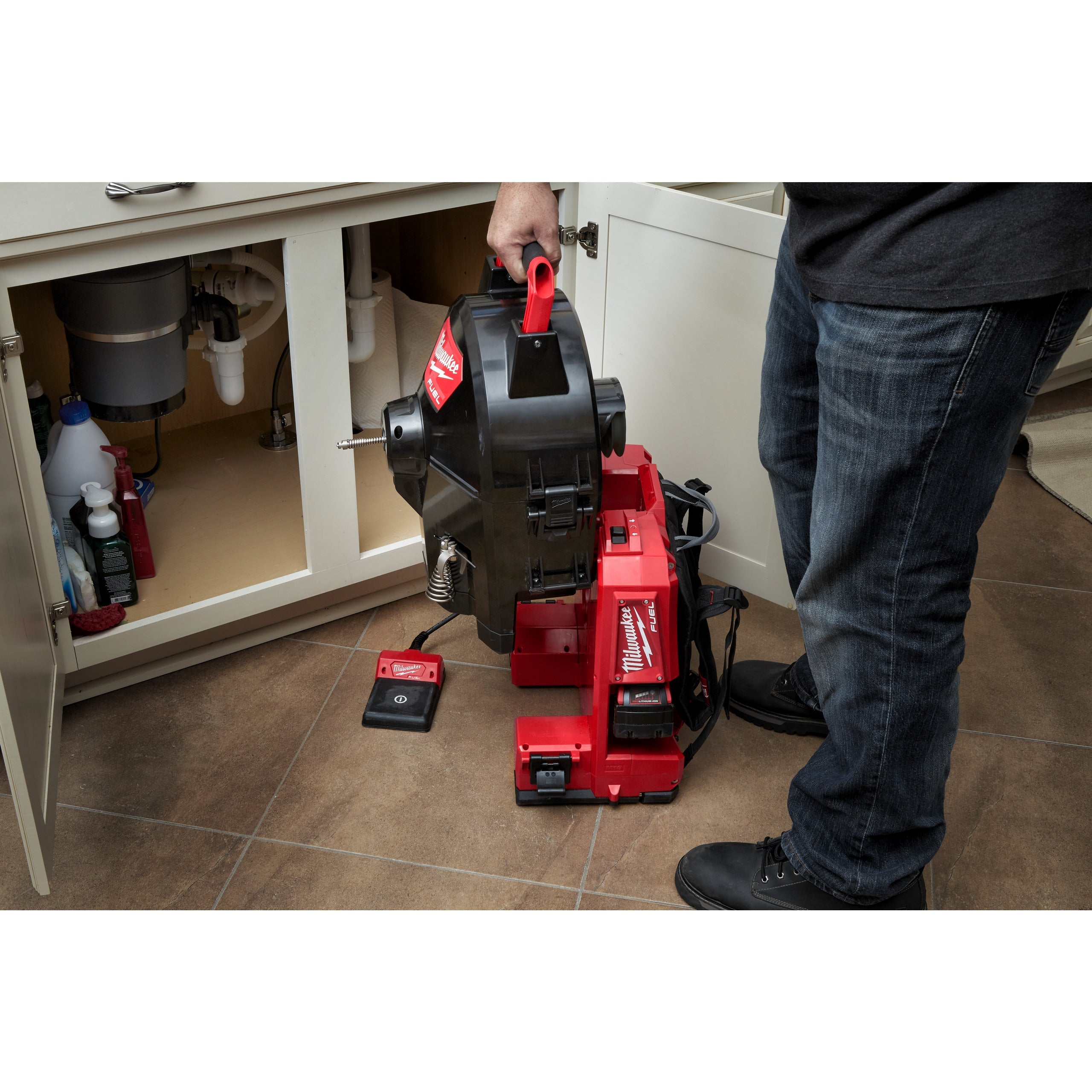 Mașină desfundat țevi autonomă 10 mm M18 FUEL™ Milwaukee M18FFSDC10-0, cod 4933459707, fără acumulator, fără încărcător, fără cutie - BIG STORE (Dynamic Tools SRL)
