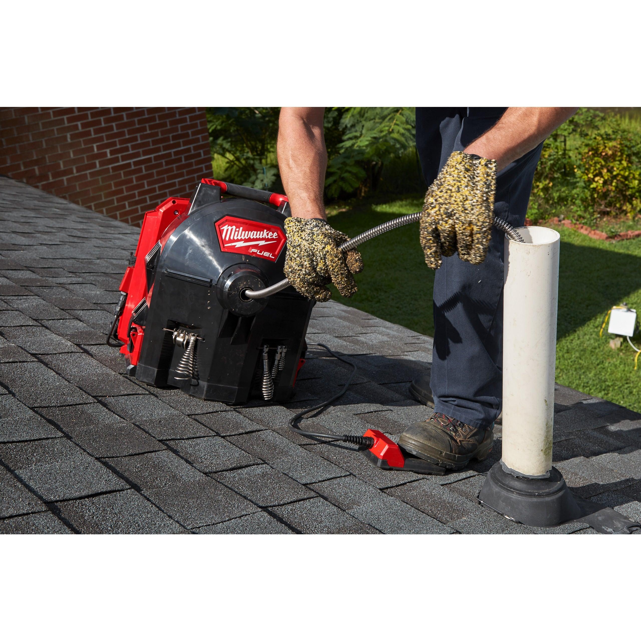 Mașină desfundat țevi autonomă 13 mm M18 FUEL™ Milwaukee M18FFSDC13-0, fără acumulator, fără încărcător, fără cutie, cod 4933459708 - BIG STORE (Dynamic Tools SRL)