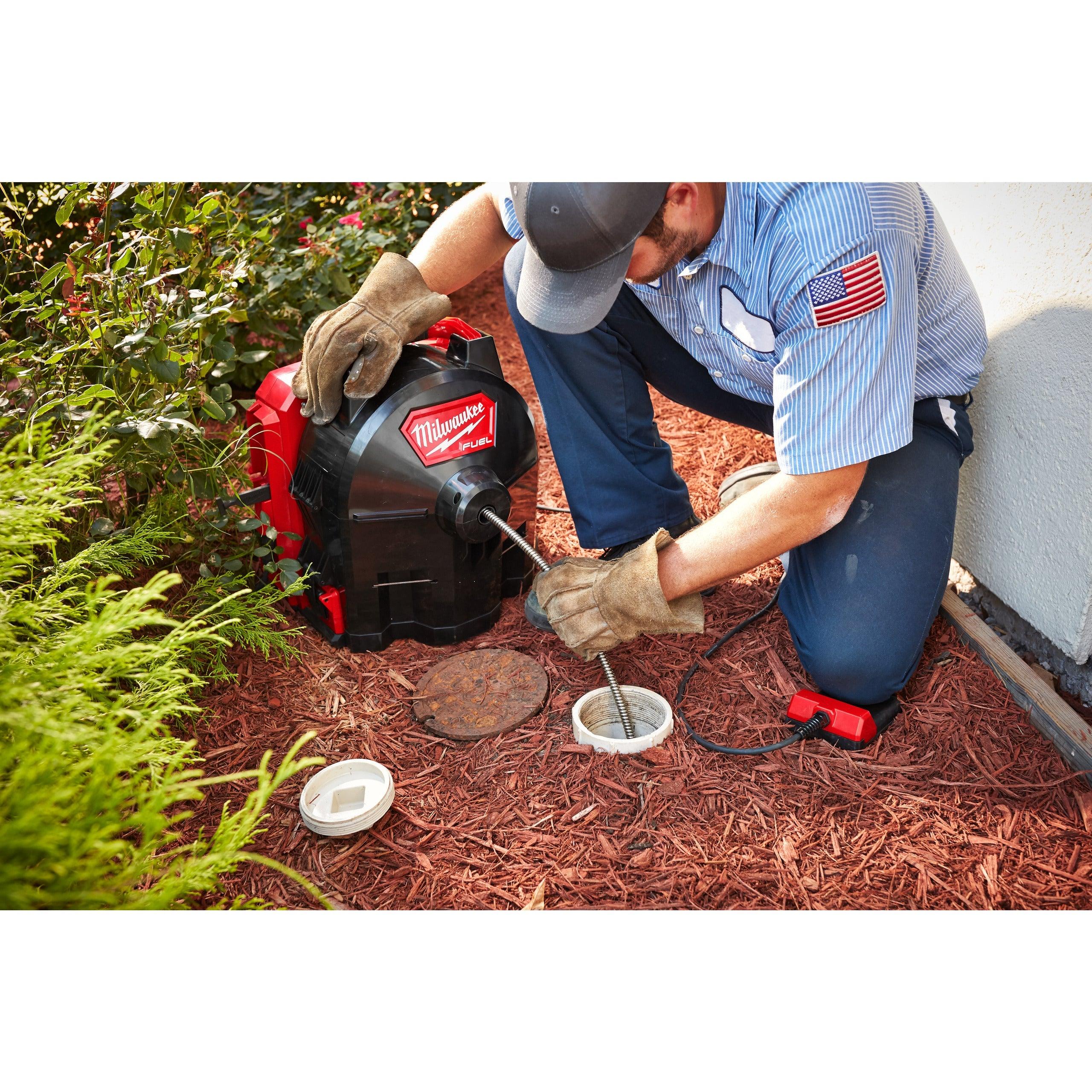 Mașină desfundat țevi autonomă 13 mm M18 FUEL™ Milwaukee M18FFSDC13-0, fără acumulator, fără încărcător, fără cutie, cod 4933459708 - BIG STORE (Dynamic Tools SRL)