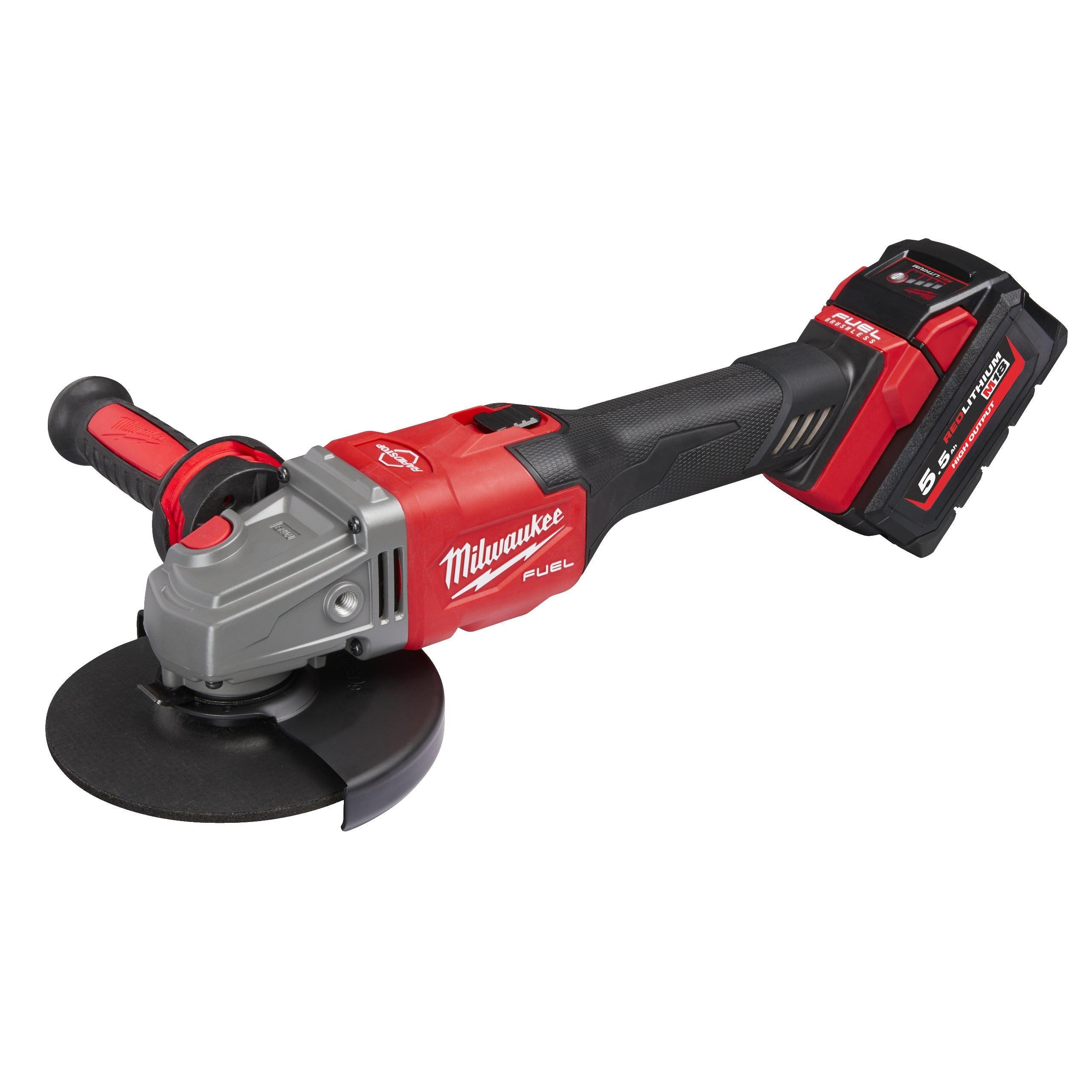 Polizor unghiular de înaltă performanță, de 125 mm, cu frânare, cu schimbător lateral, M18 FUEL™ Milwaukee M18FHSAG125XB-552X, cod 4933471079, 2 x M18 HB5,5 acumulator, M12-18 FC încărcător, cutie HD - BIG STORE (Dynamic Tools SRL)