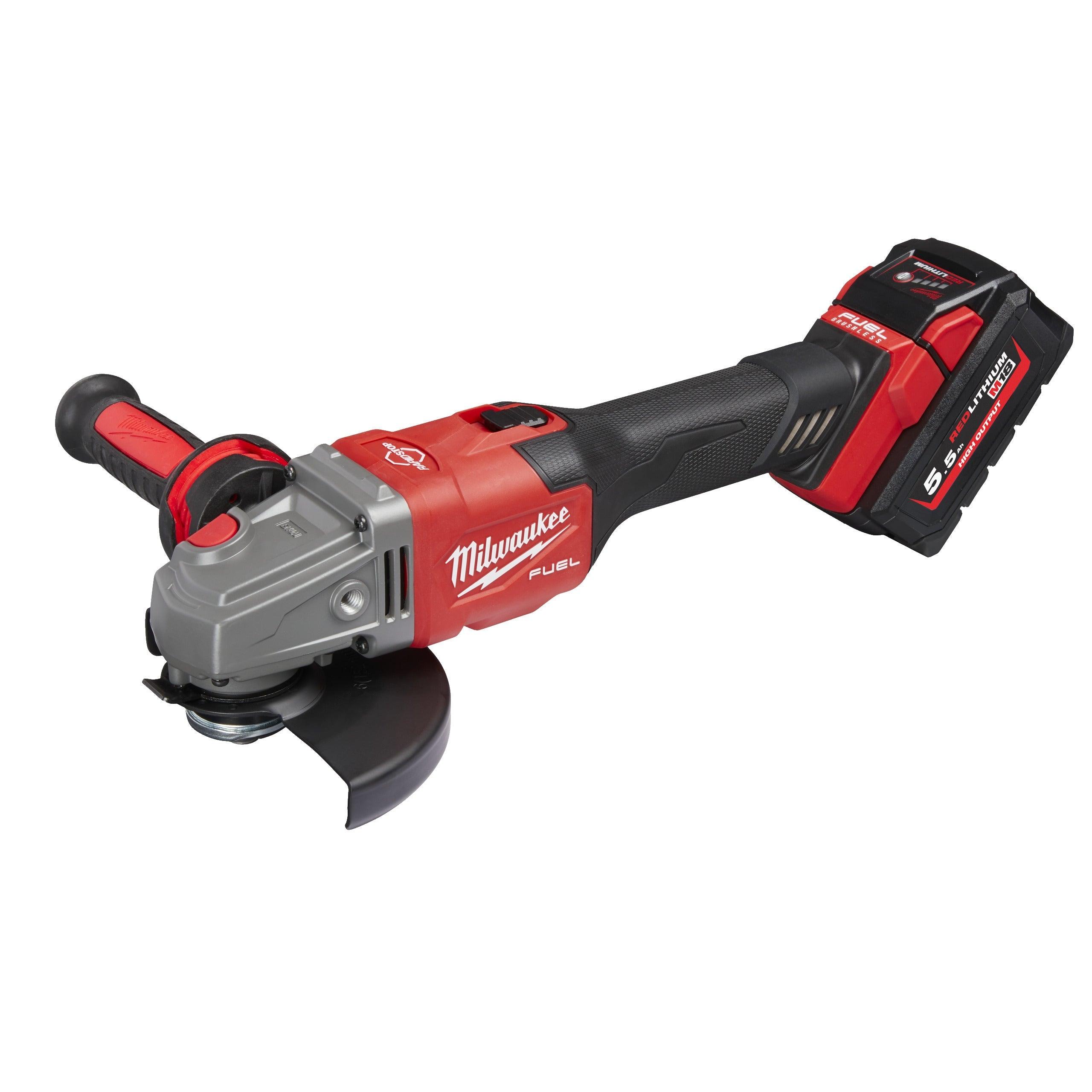 Polizor unghiular de înaltă performanță, de 125 mm, cu frânare, cu schimbător lateral, M18 FUEL™ Milwaukee M18FHSAG125XB-552X, cod 4933471079, 2 x M18 HB5,5 acumulator, M12-18 FC încărcător, cutie HD - BIG STORE (Dynamic Tools SRL)