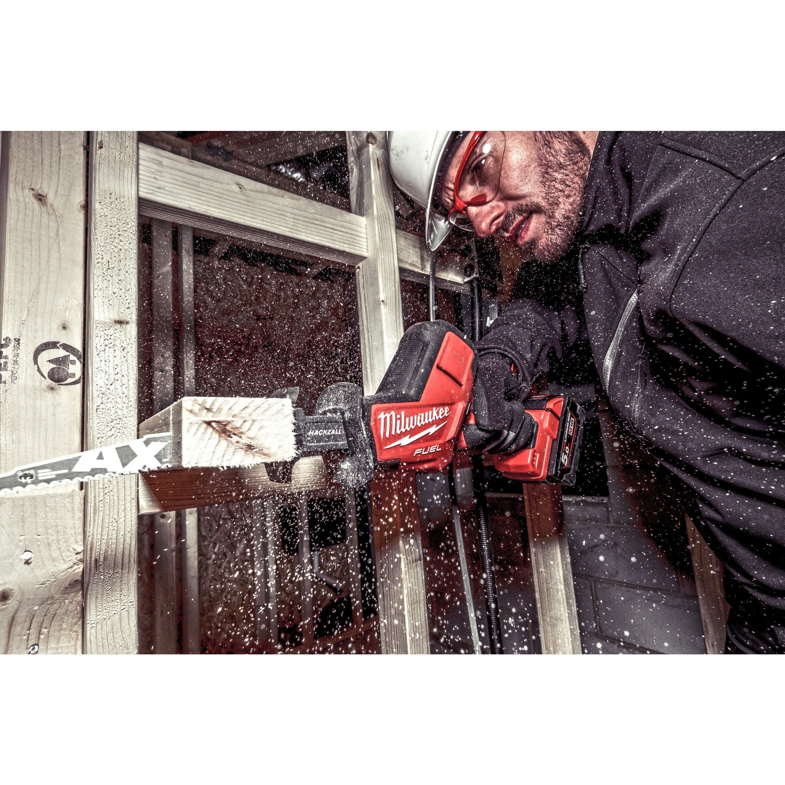 Fierăstrău sabie HACKZALL™ M18 FUEL™ Milwaukee M18FHZ-502X, cod 4933459885, 2 x M18 B5 acumulator, M12-18 FC încărcător, cutie HD - BIG STORE (Dynamic Tools SRL)