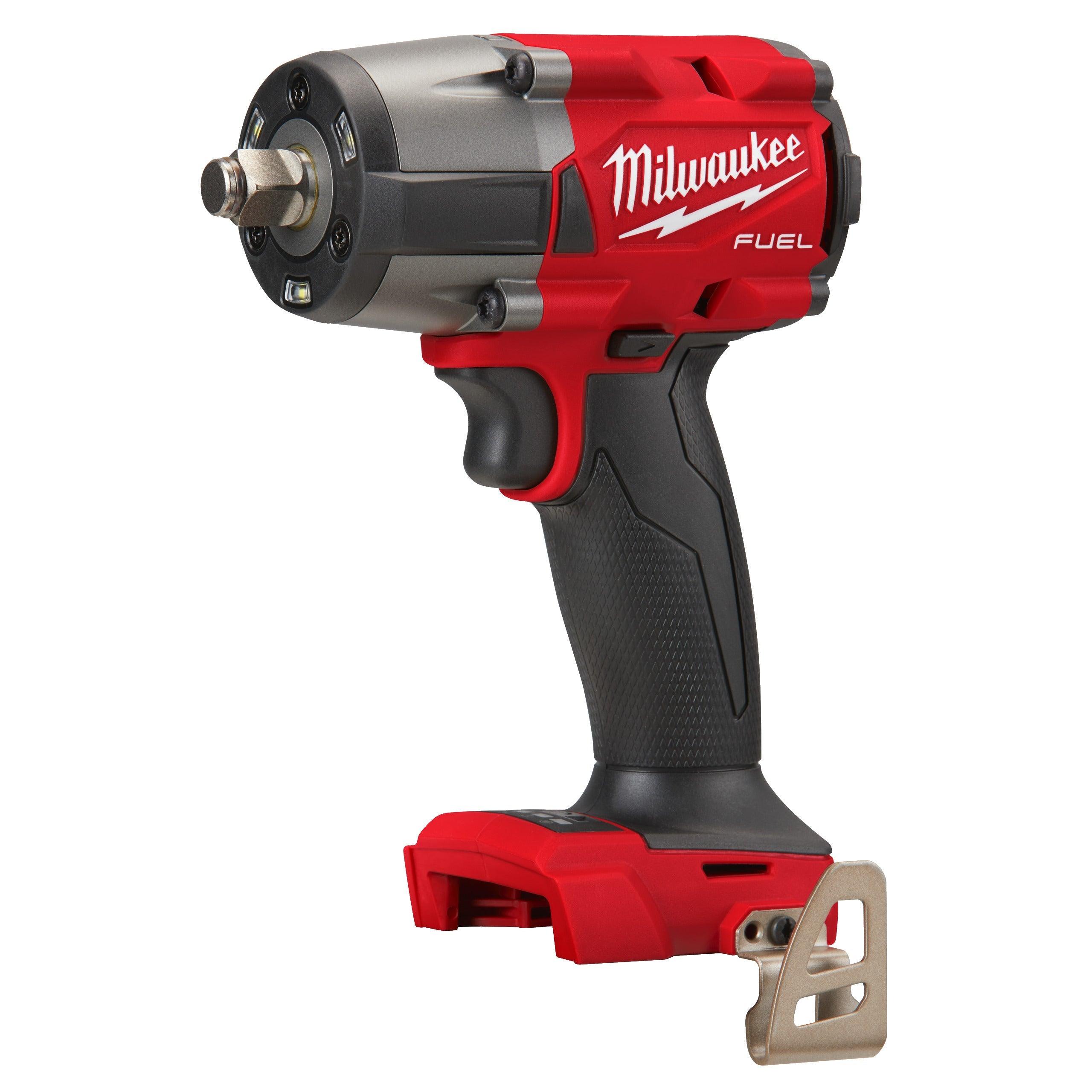 Cheie de impact Milwaukee 1/2″ 745Nm 18V M18FMTIW2F12-0X, M18 FUEL™, cuplu mediu și inel de fixare, fără acumulatori, fără încărcător, cod 4933478449 - BIG STORE (Dynamic Tools SRL)