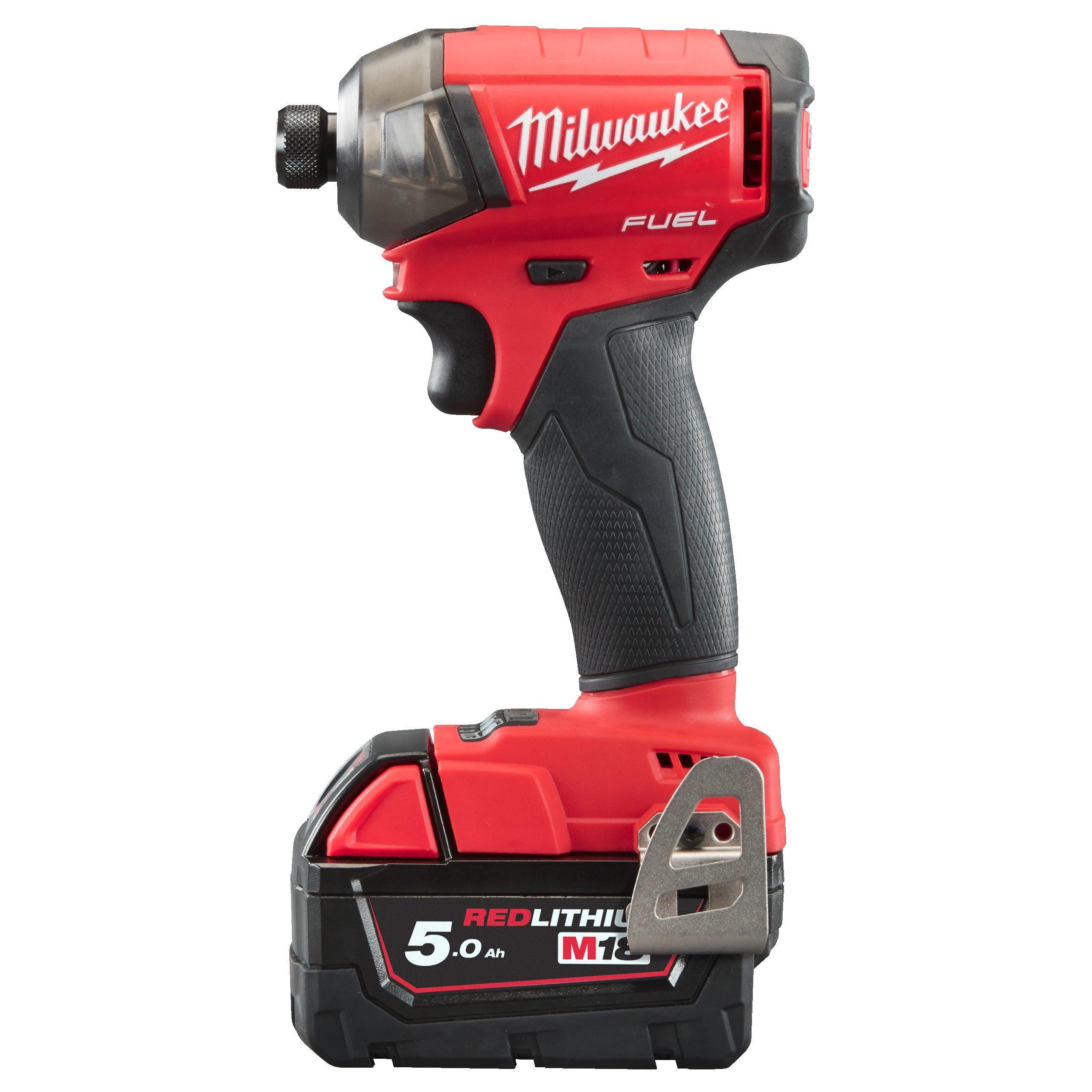 Mașină de înșurubat cu impact Milwaukee ¼″ Hex 50Nm 18V M18FQID-502X, M18 FUEL™ SURGE™, cod 4933451790, 2 x M18 B5 acumulator, M12-18 FC încărcător, cutie HD - BIG STORE (Dynamic Tools SRL)