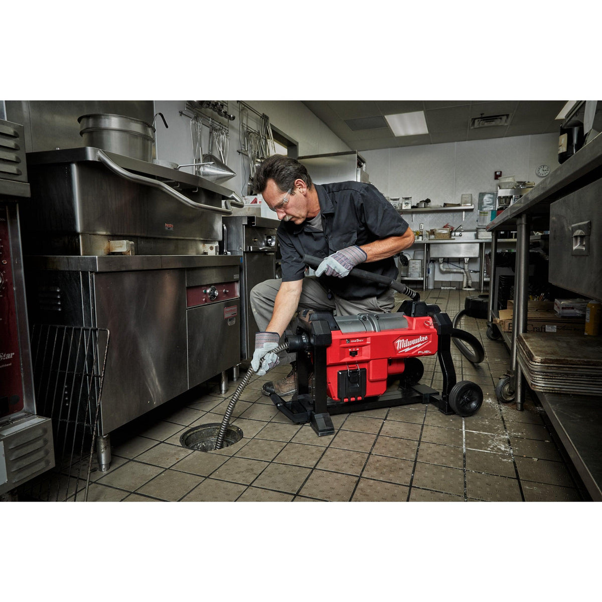 Mașină de desfundat canalizări modulară M18 FUEL™ Milwaukee M18FSSM-0, cod 4933471411, fără acumulator, fără încărcător, fără cutie - BIG STORE (Dynamic Tools SRL)