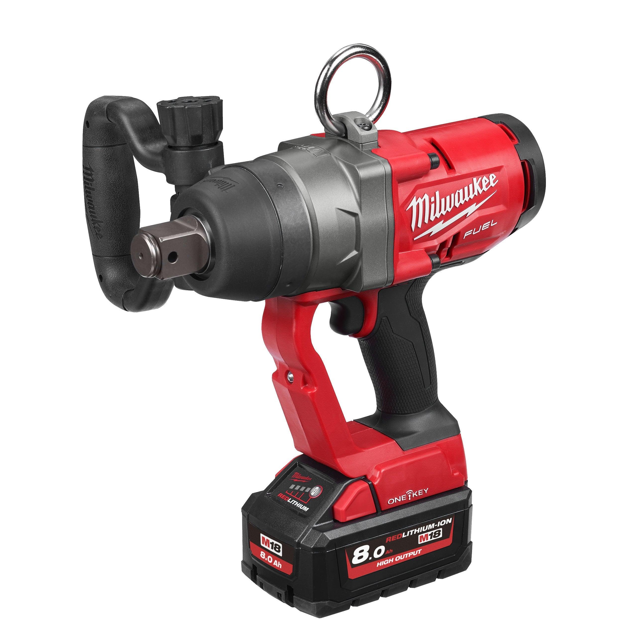 Cheie de impact Milwaukee 1″ 2033Nm 18V M18ONEFHIWF1-802X, ONE-KEY™ M18 FUEL™, cuplu ridicat și inel de fixare, 2 x M18 HB8 acumulator, M12-18 FC încărcător, cutie HD, cod 4933459733 - BIG STORE (Dynamic Tools SRL)