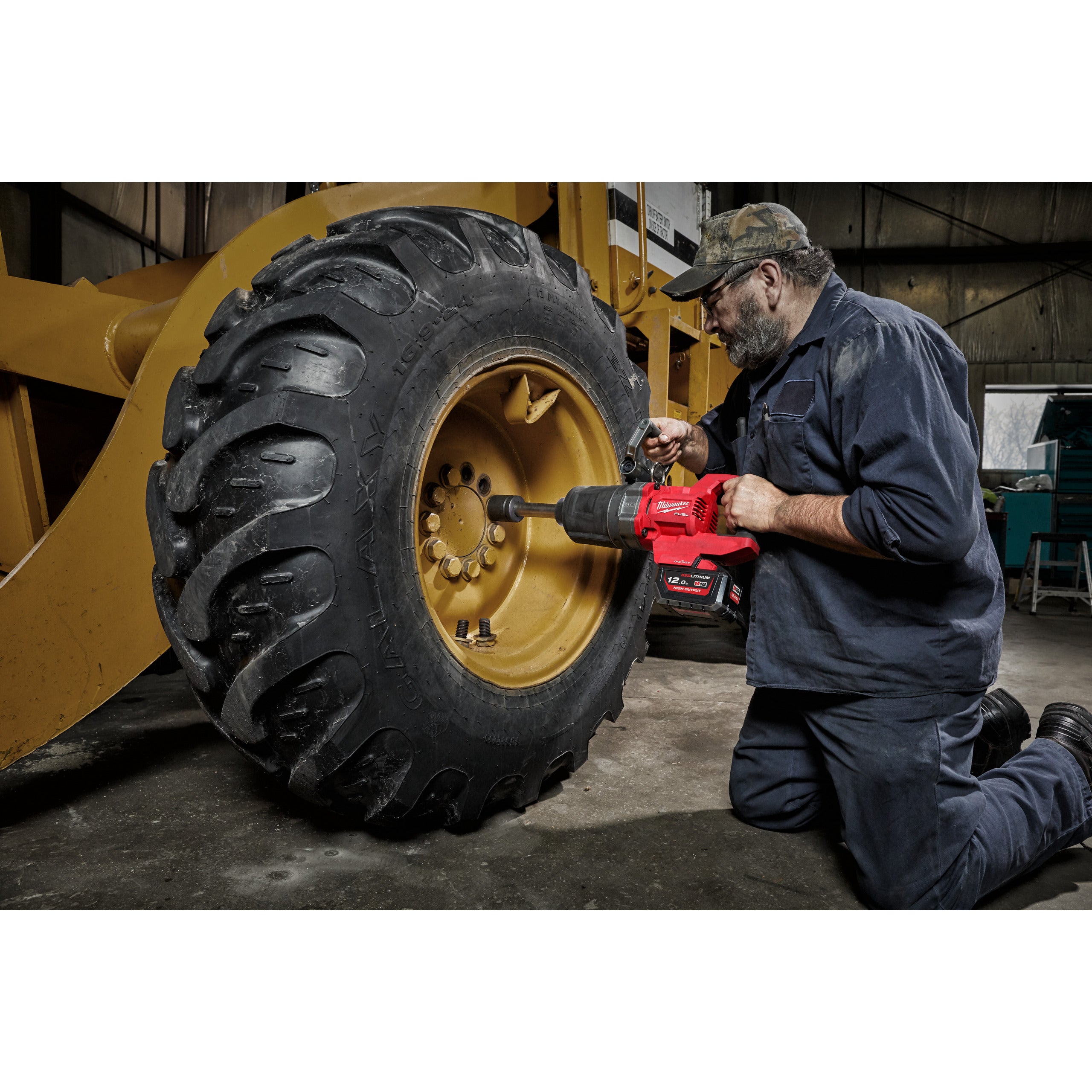 Cheie de impact Milwaukee 1″ 2576Nm 18V M18ONEFHIWF1D-121C, ONE-KEY™ M18 FUEL™ cu mâner-D, cuplu ridicat, inel de fixare și gât lung, cod 4933471756, 1 x M18 HB12 acumulator, M12-18 FC încărcător, cutie plastic - BIG STORE (Dynamic Tools SRL)