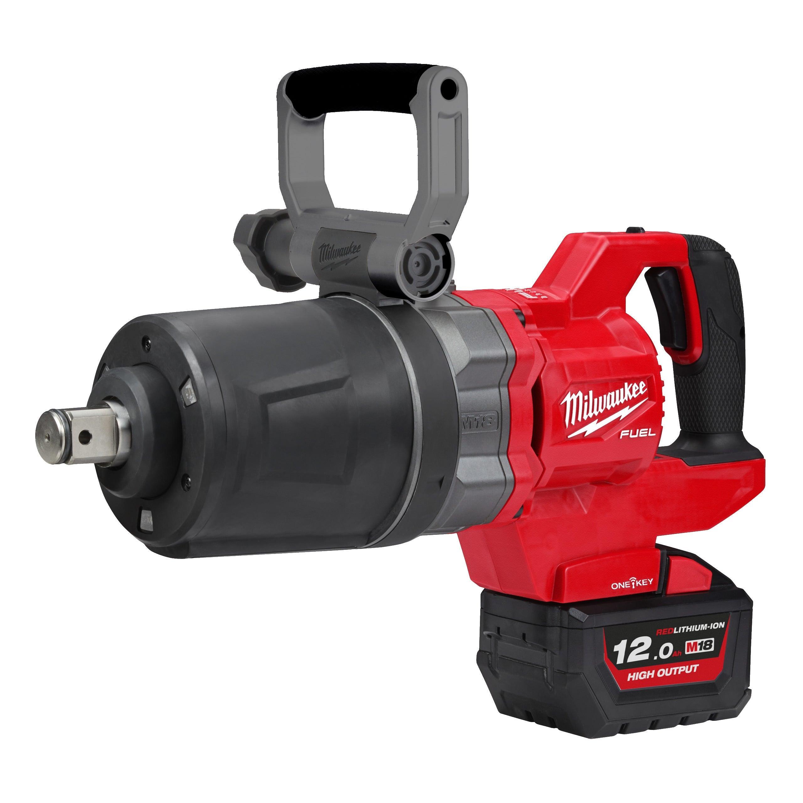 Cheie de impact Milwaukee 1″ 2576Nm 18V M18ONEFHIWF1DS-121C, ONE-KEY™ M18 FUEL™ cu mâner-D, cuplu ridicat și inel de fixare, cod 4933472072, 1 x M18 HB12 acumulator, M12-18 FC încărcător, cutie plastic - BIG STORE (Dynamic Tools SRL)