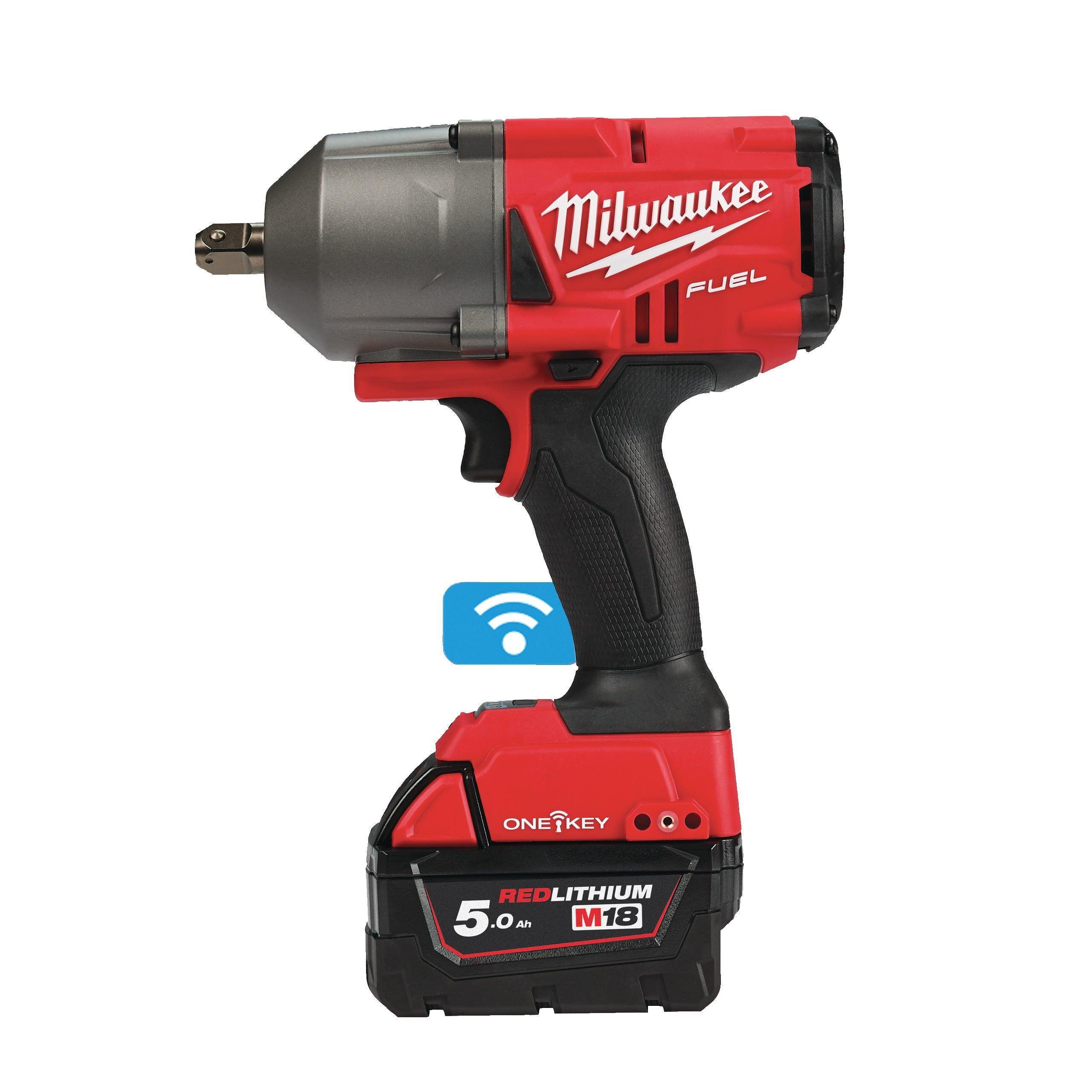 Cheie de impact Milwaukee 1/2″ 1017Nm 18V M18ONEFHIWP12-502X, ONE-KEY™ M18 FUEL™, cuplu ridicat și pin de blocare, 2 x M18 B5 acumulator, M12-18 FC încărcător, cutie HD, cod 4933459725 - BIG STORE (Dynamic Tools SRL)