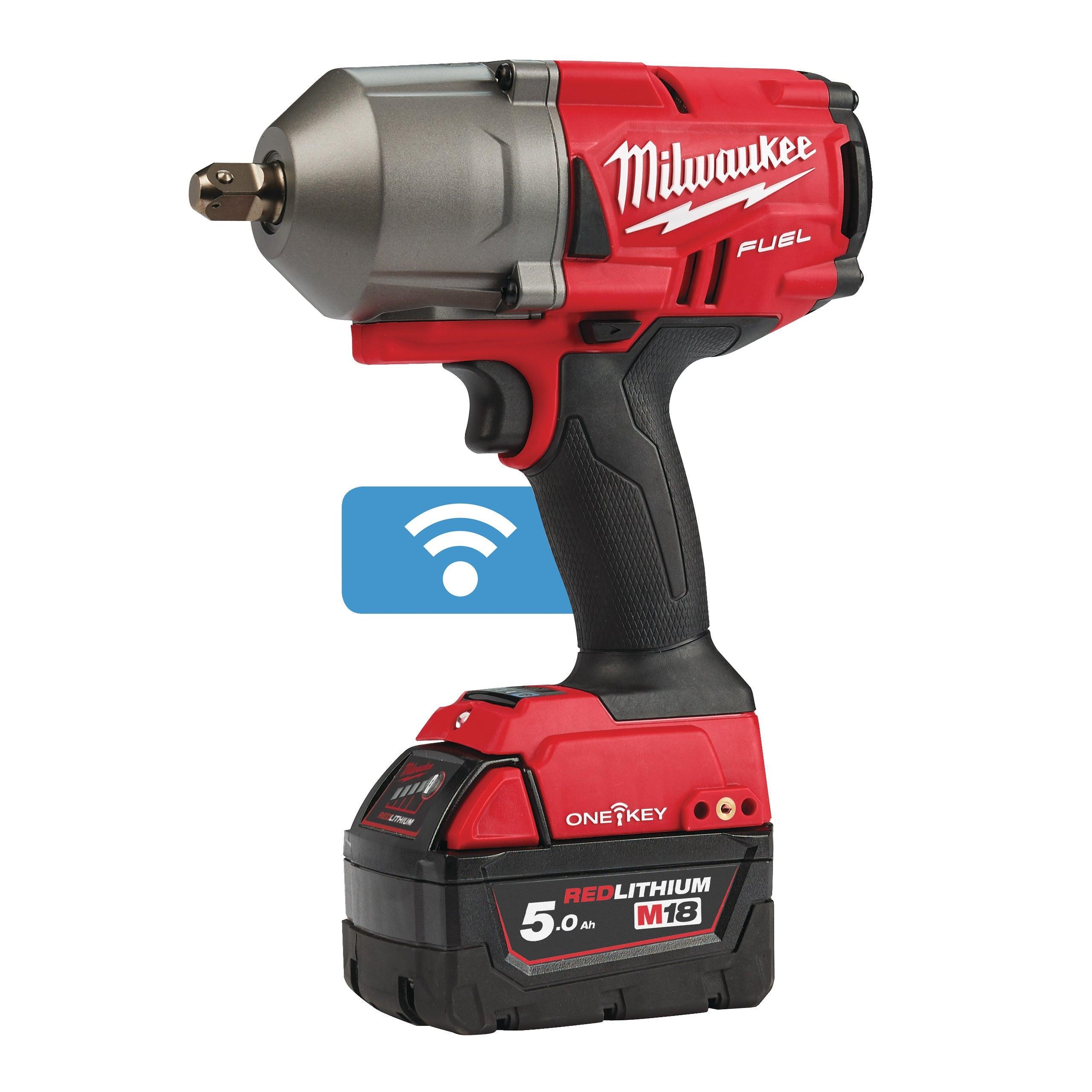 Cheie de impact Milwaukee 1/2″ 1017Nm 18V M18ONEFHIWP12-502X, ONE-KEY™ M18 FUEL™, cuplu ridicat și pin de blocare, 2 x M18 B5 acumulator, M12-18 FC încărcător, cutie HD, cod 4933459725 - BIG STORE (Dynamic Tools SRL)