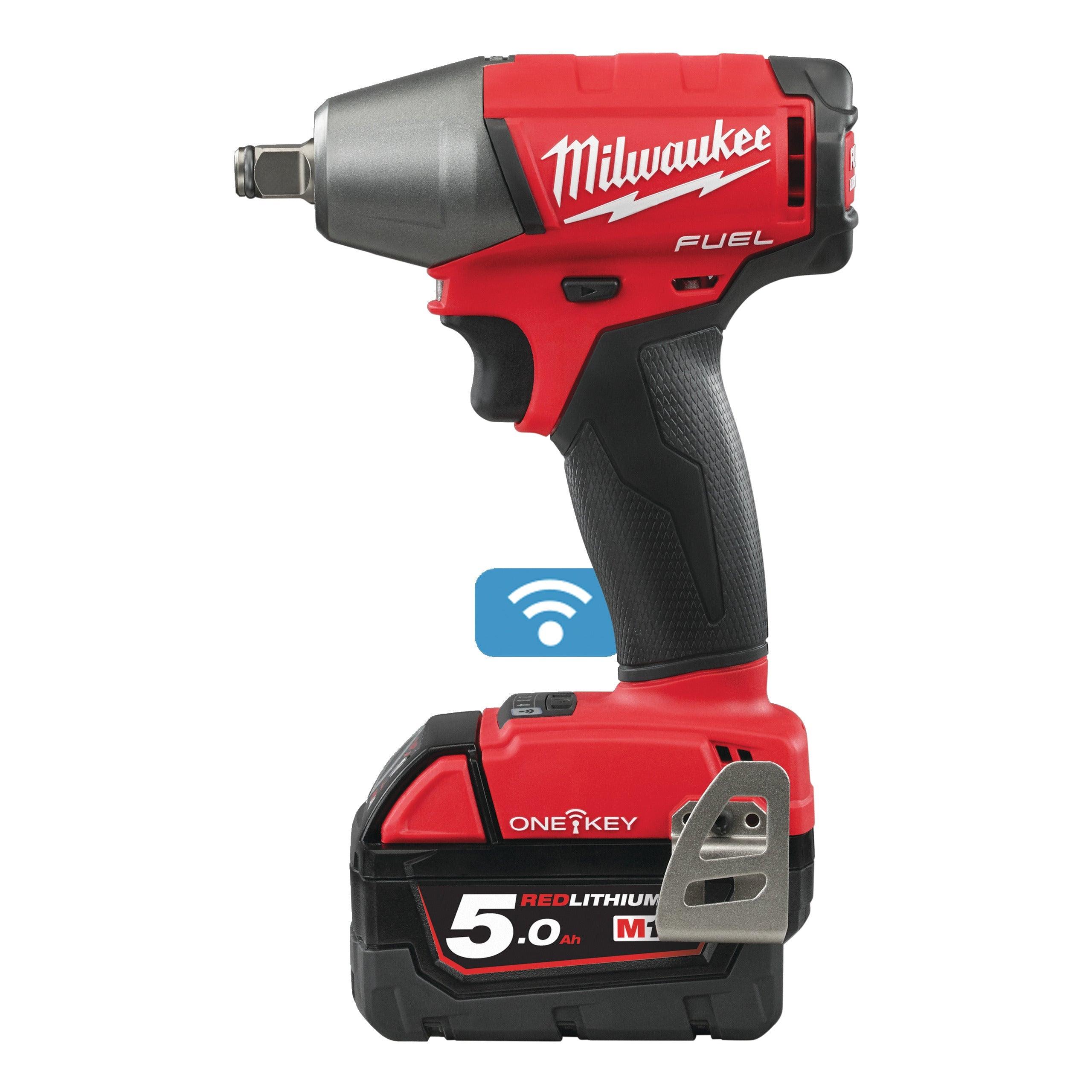 Cheie de impact Milwaukee 1/2″ 300Nm 18V M18ONEIWF12-502X, ONE-KEY™ M18 FUEL™ cu inel de fixare, cod 4933451374, 2 x M18 B5 acumulator, M12-18 FC încărcător, cutie HD - BIG STORE (Dynamic Tools SRL)