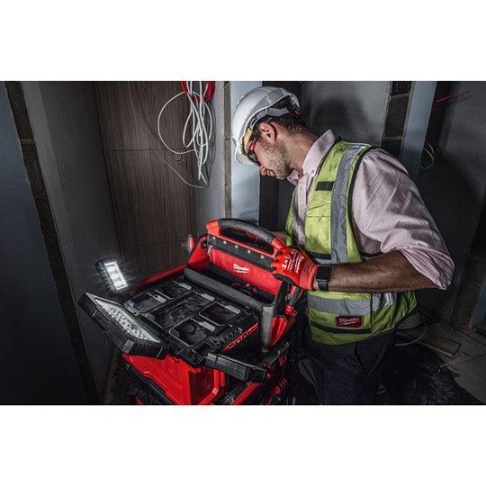 Proiector cu încărcător Milwaukee M18™ POALC-0 PACKOUT™, TRUEVIEW™, cod 4933478120 - BIG STORE (Dynamic Tools SRL)