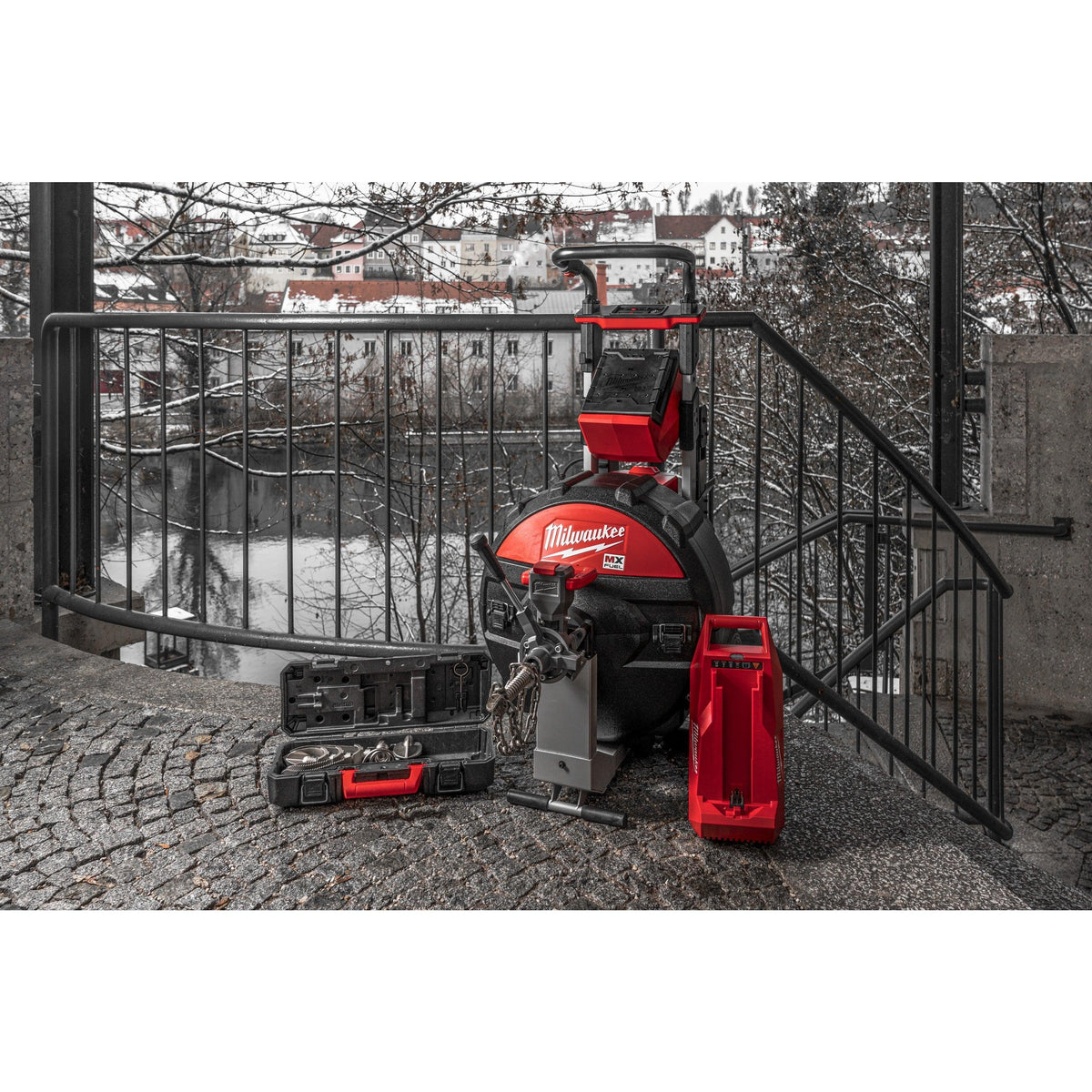 Mașină desfundat țevi industrială cu funcție POWERTREDZ™ MX FUEL™ M18 Milwaukee MXF LSDP-301, cod 4933471851, 1 x acumulator MXF CP203, 1 x încărcător MXF C, fără cutie - BIG STORE (Dynamic Tools SRL)