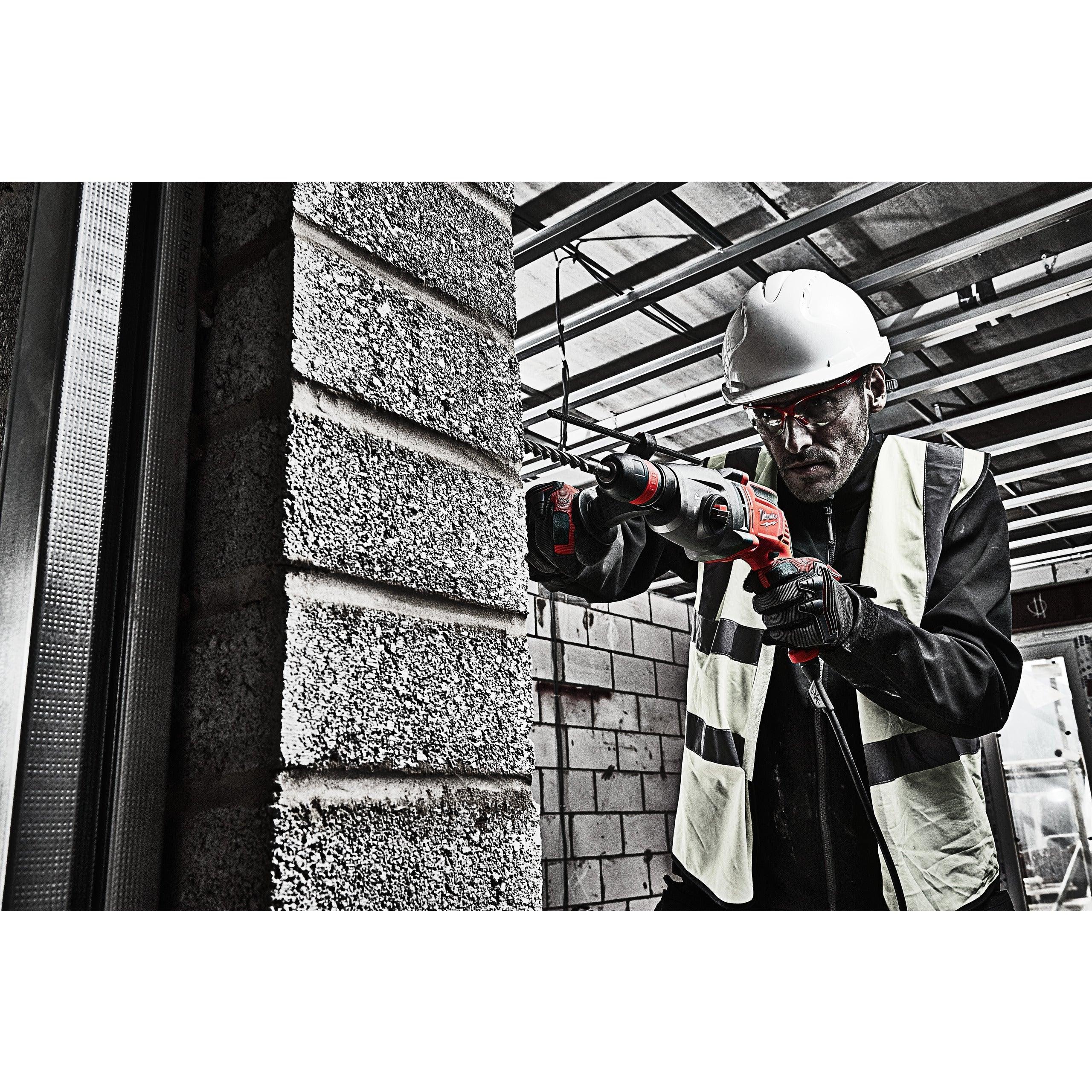 Ciocan rotopercutor electric Milwaukee PH26T SDS-Plus, 800W, 2,4J, cod 4933464580 - BIG STORE (Dynamic Tools SRL)