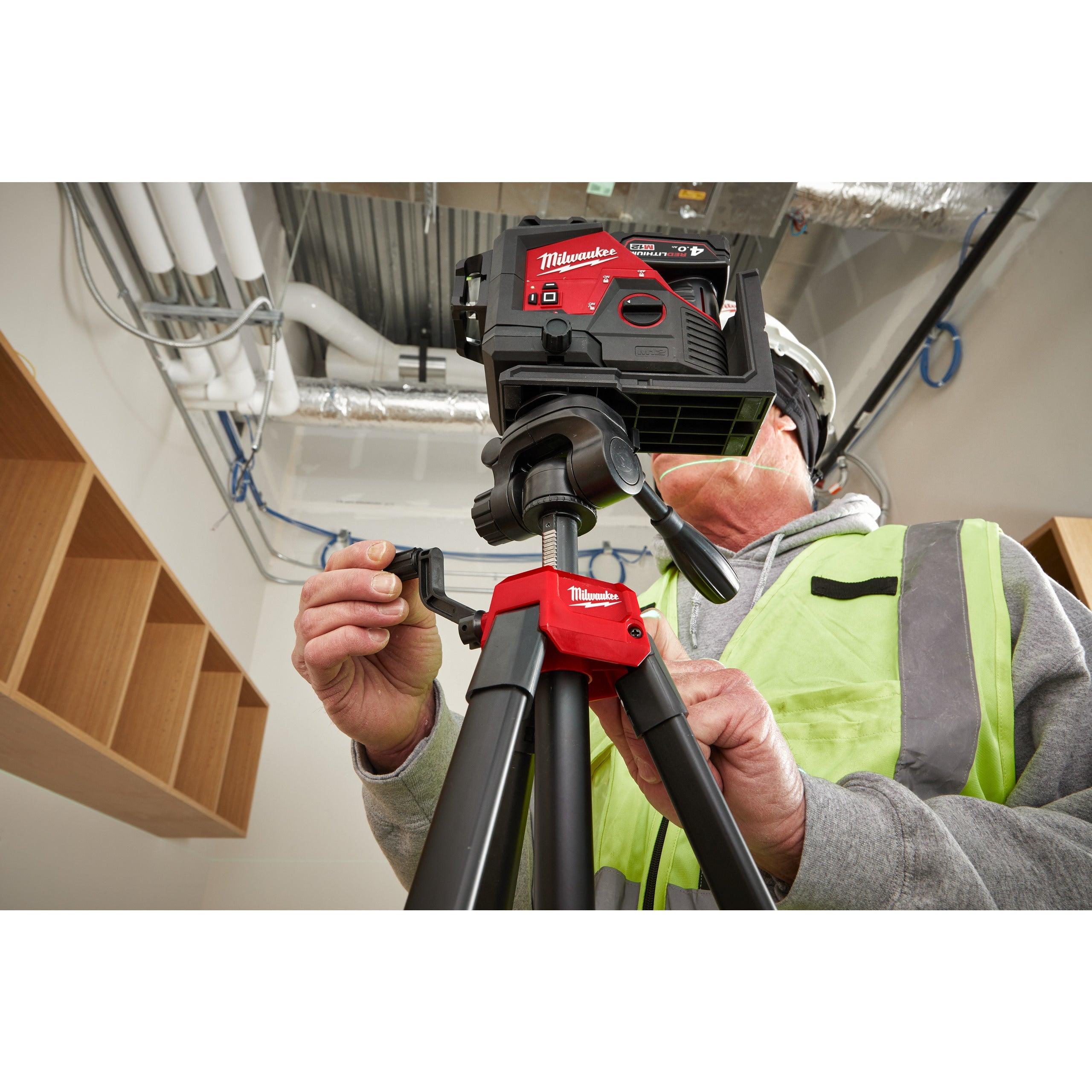 Trepied laser Milwaukee de 1,8 m, cod 4932478106 - BIG STORE (Dynamic Tools SRL)