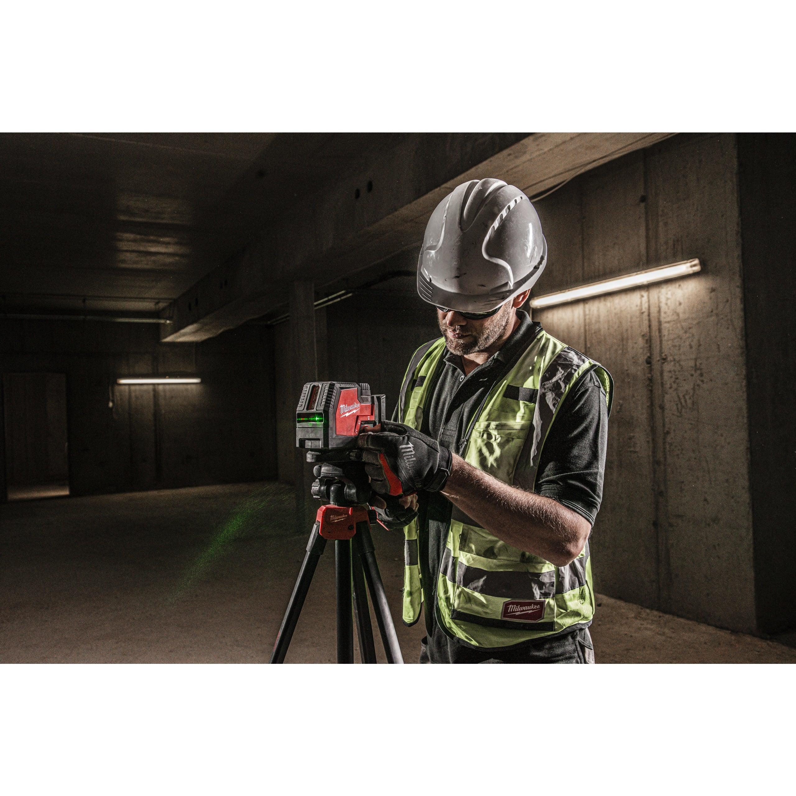 Trepied laser Milwaukee de 1,8 m, cod 4932478106 - BIG STORE (Dynamic Tools SRL)