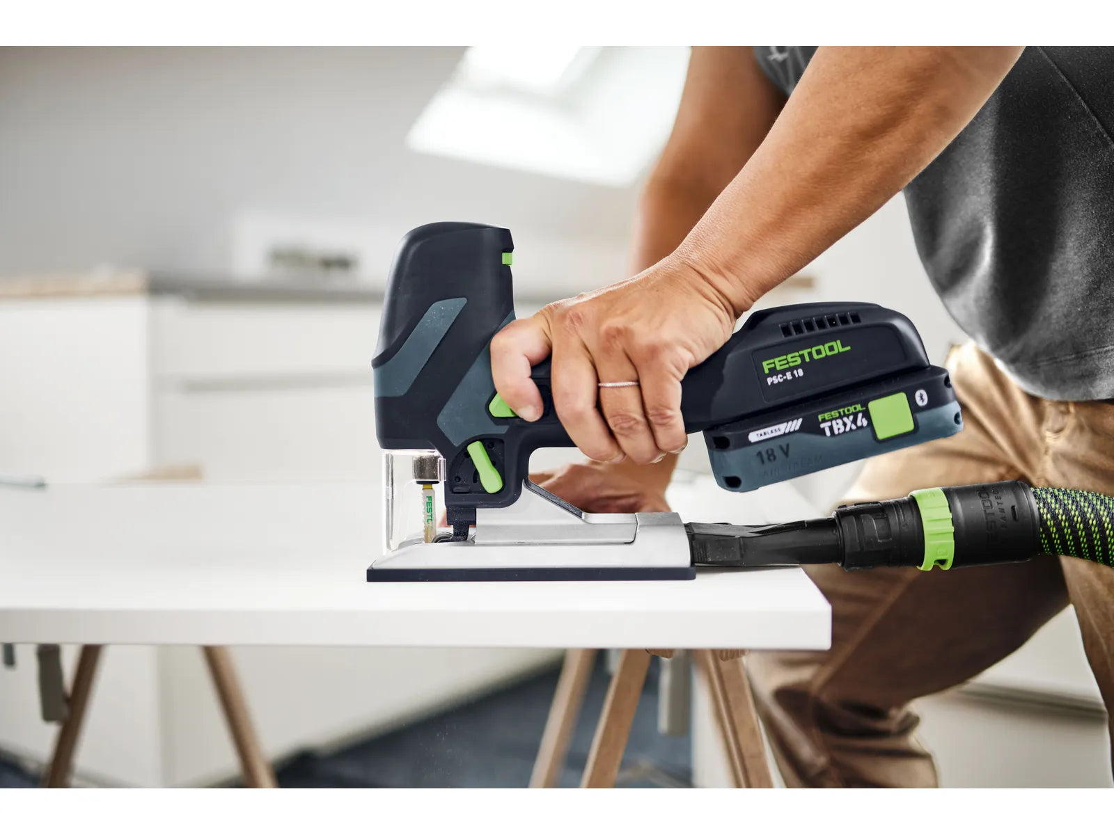 Fierăstrău vertical cu acumulator Festool PSC-E 18 EB-Basic, cod 578521