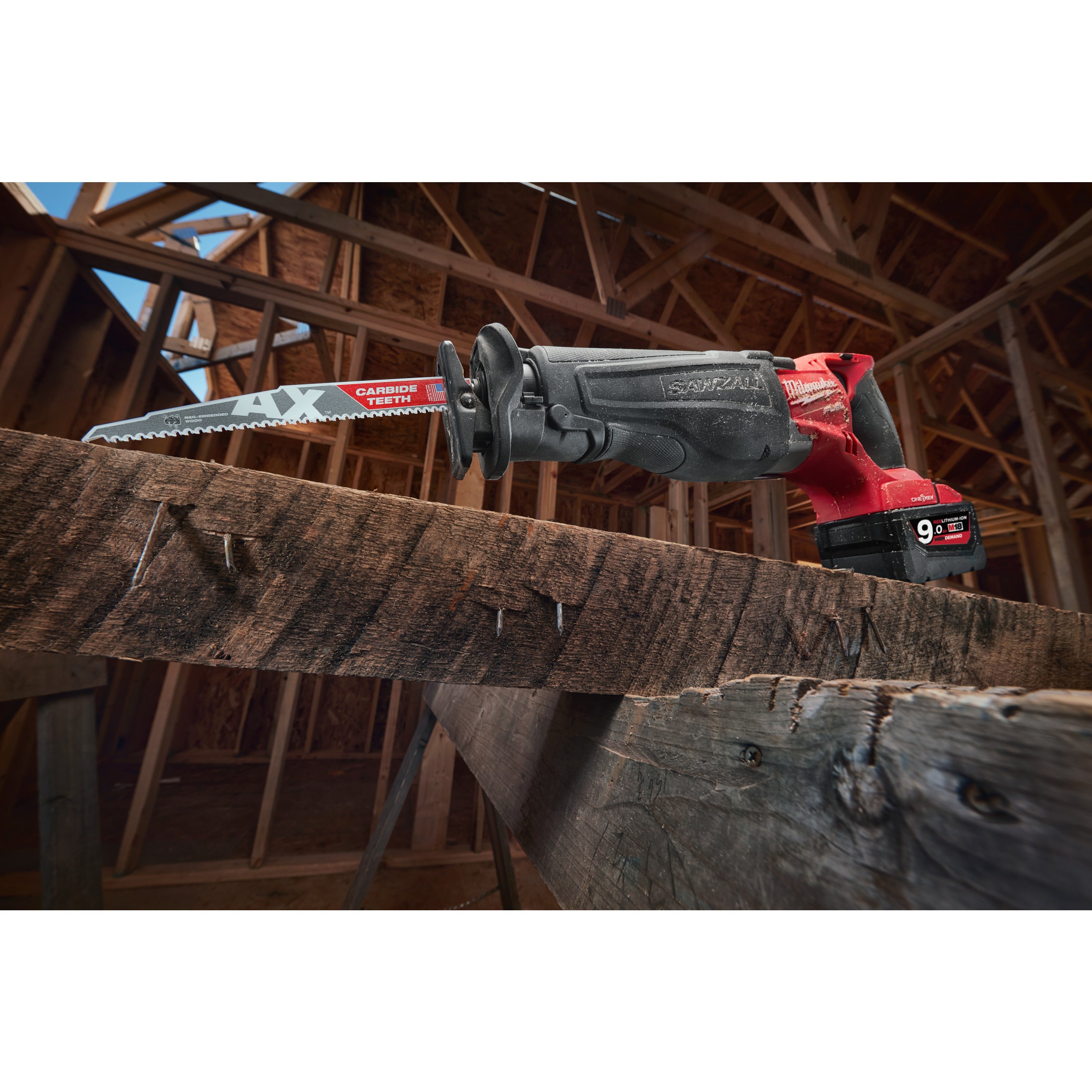 Pânză pentru fierăstrău sabie Sawzall Heavy Duty AX™ cu dinți din carbură pentru lucrări de demolare Milwaukee TCT AX 230mm x 5 Tpi, cod 48475226