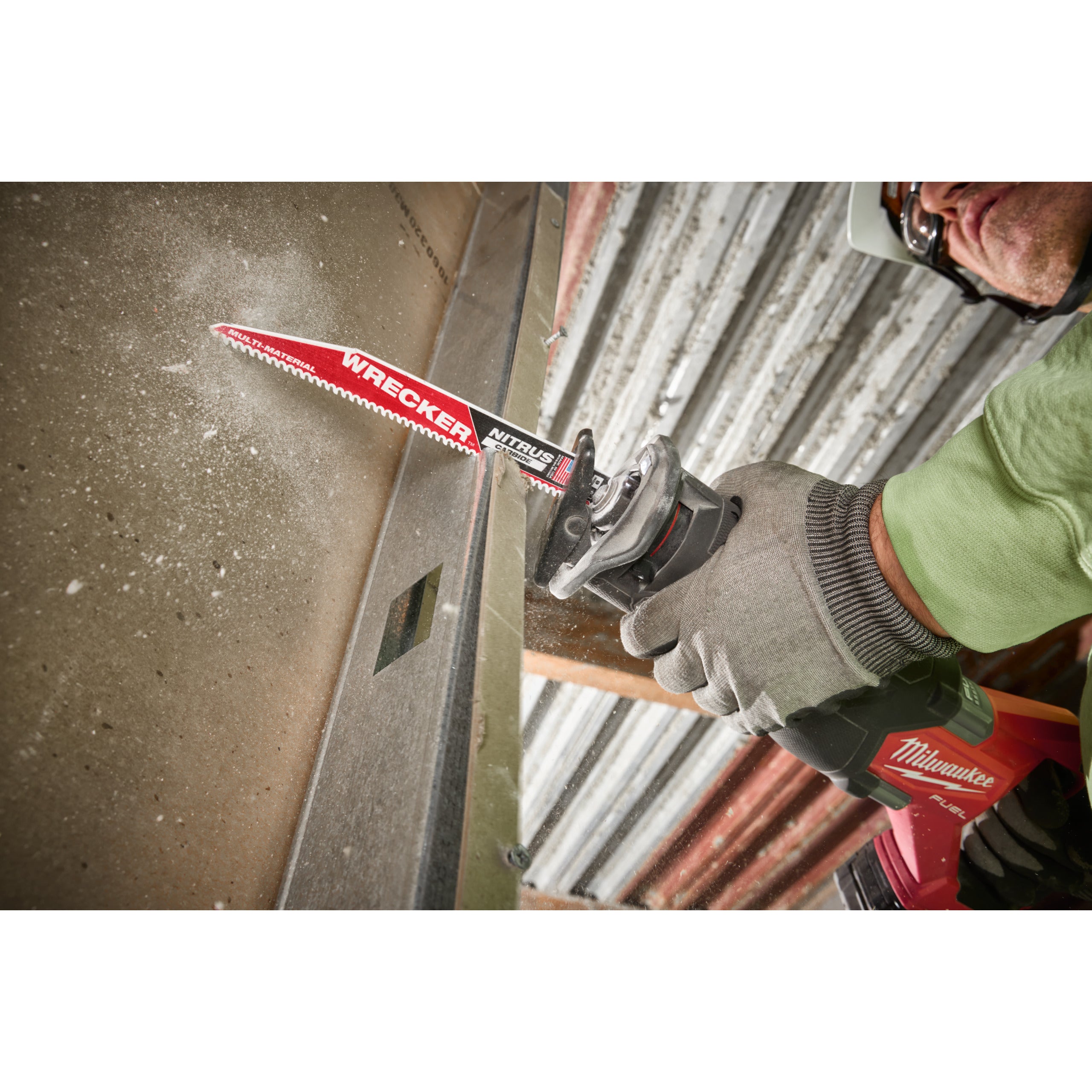 Pânză pentru fierăstrău sabie Sawzall Multi Material WRECKER™ cu NITRUS CARBIDE™ Milwaukee TCT WRECKER NITRUS 230mm x 6 Tpi, cod 48475272
