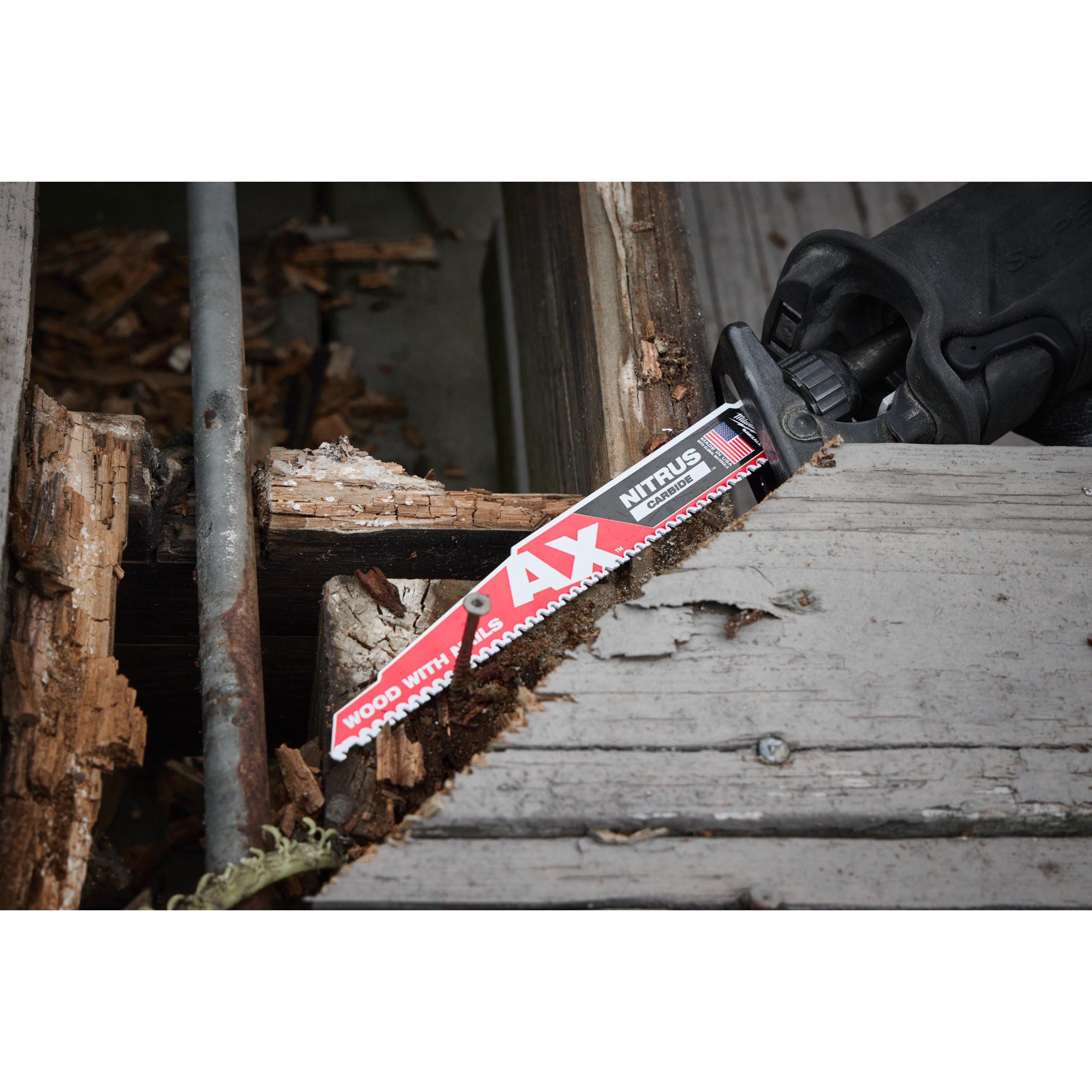 Pânză pentru fierăstrău sabie Sawzall Pânză AX™ cu dinți NITRUS CARBIDE™ - 230 mm - 1 buc. Milwaukee TCT AX NITRUS 230x5, cod 48477252