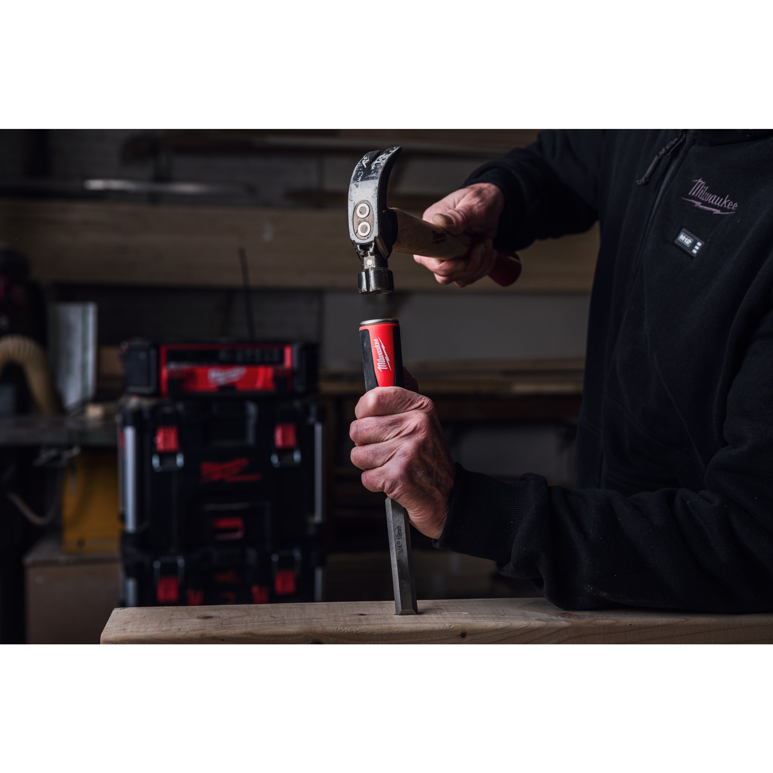 Daltă manuală  cu margine teșită Milwaukee 3/4" Beveled Edge Chisel, cod 4932479894