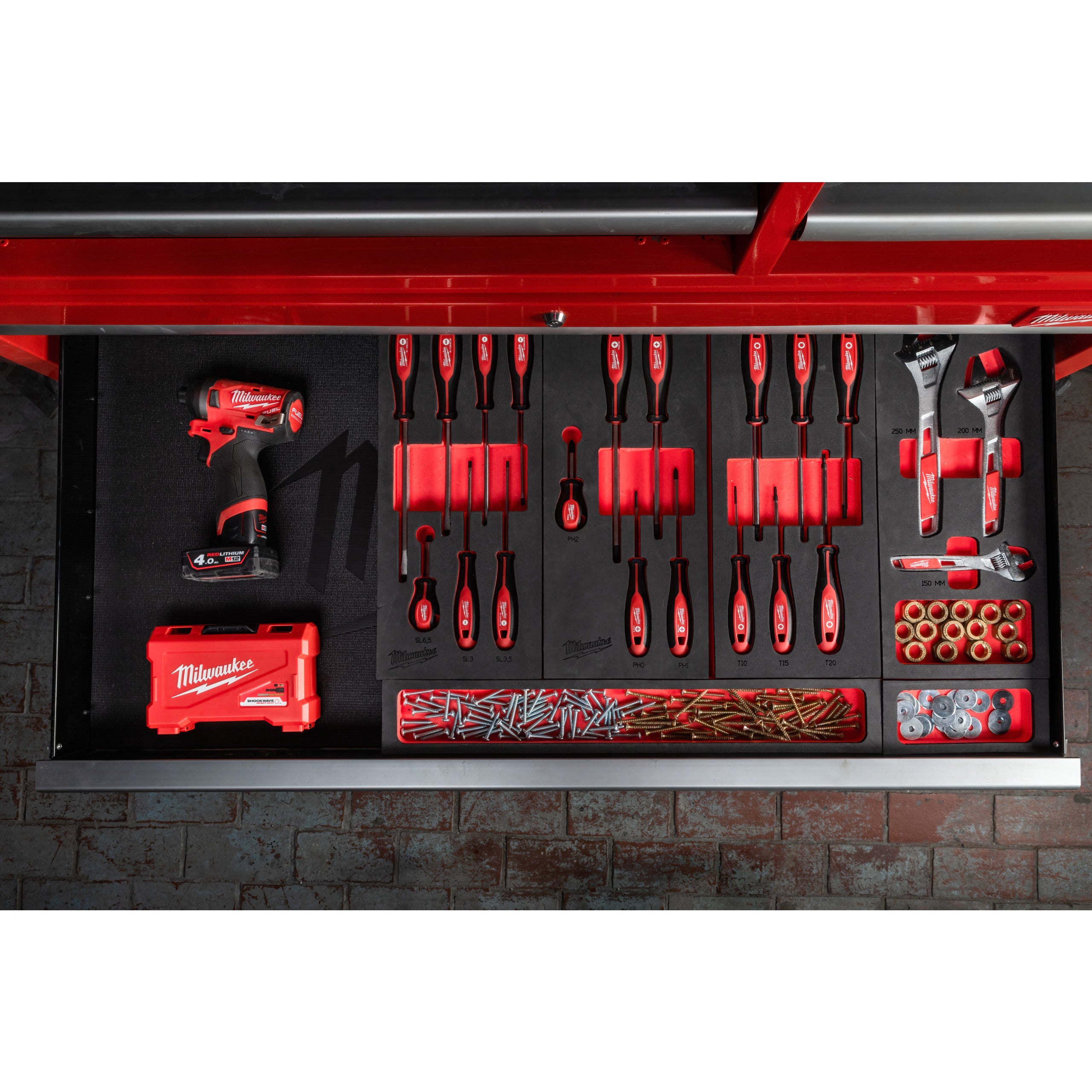 Inserții goale de spumă Milwaukee 1/3" Empty Foam with cavities for 46" Steel Storage, cod 4932492389