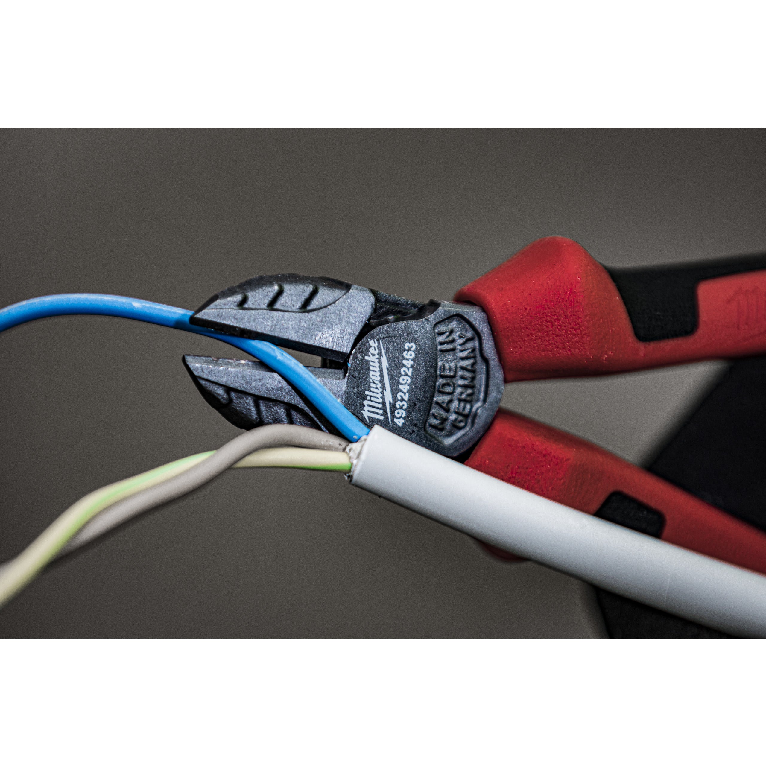 Clește cu tăiș diagonal Milwaukee Diagonal Cutting Plier - 160 mm, cod 4932492463