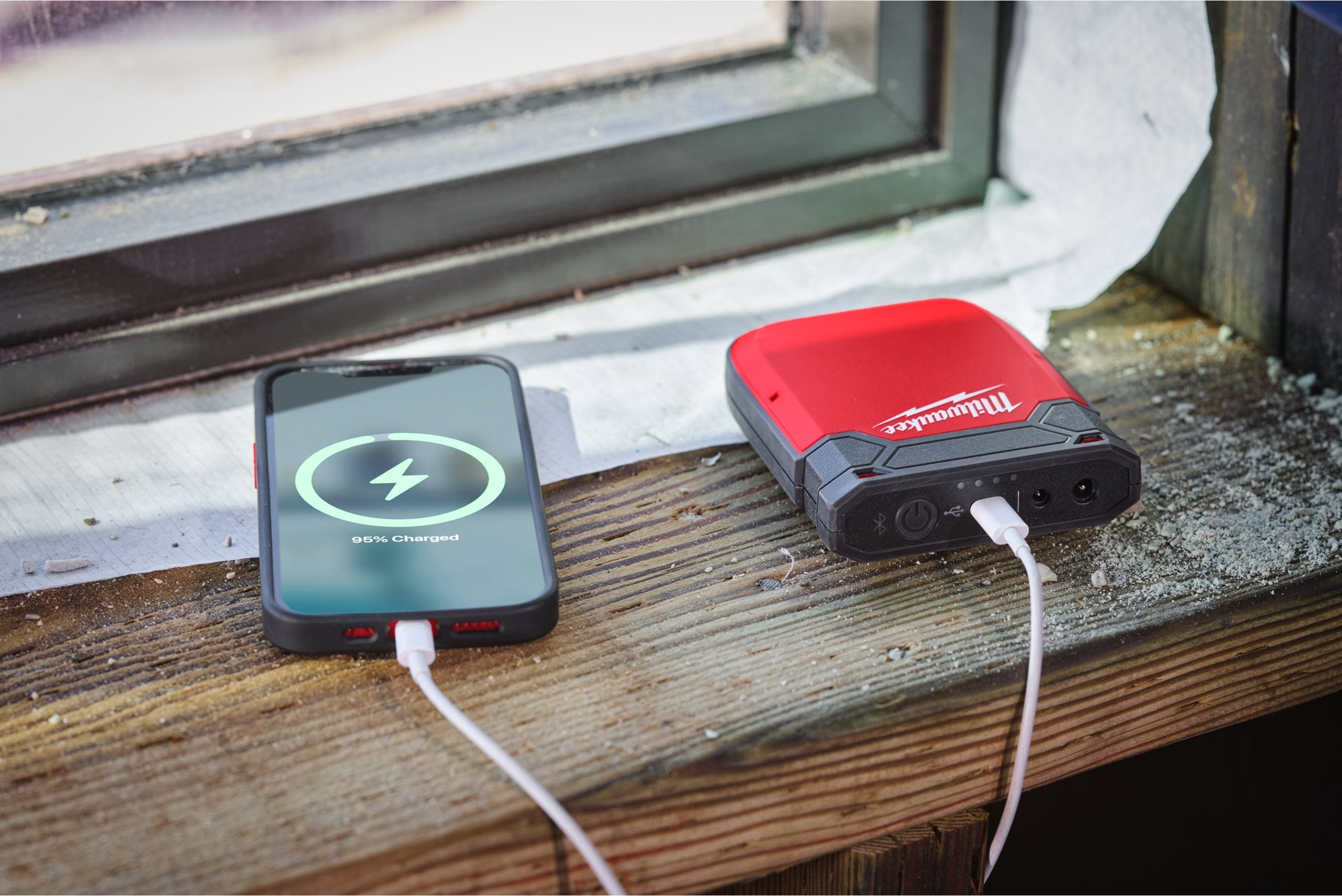 Acumulator extern pentru haine încălzite Milwaukee M12 IRPSU3-0, cod 4932492907