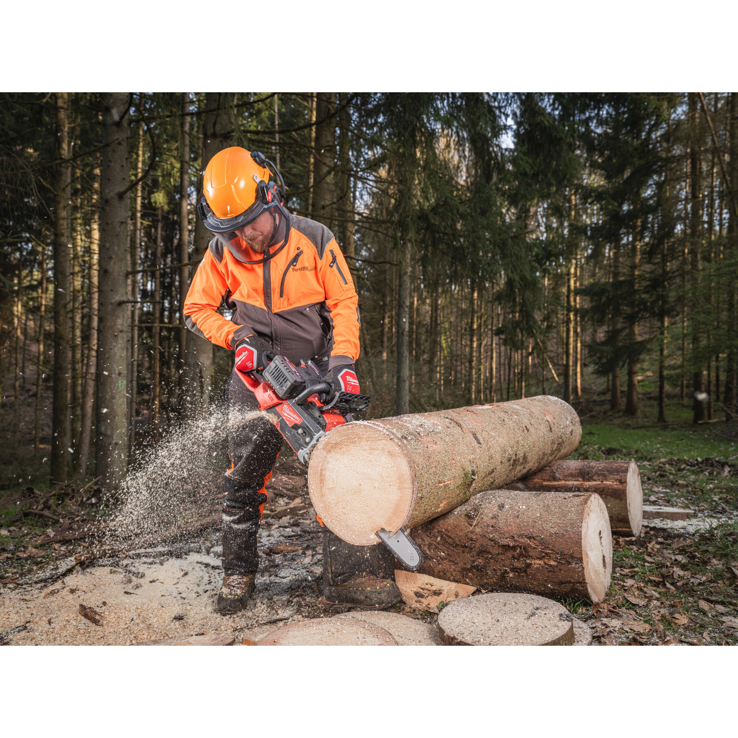 Mănuși protecție pentru fierăstrău cu lanț Milwaukee Chain Saw Gloves -8/M, cod 4932493540