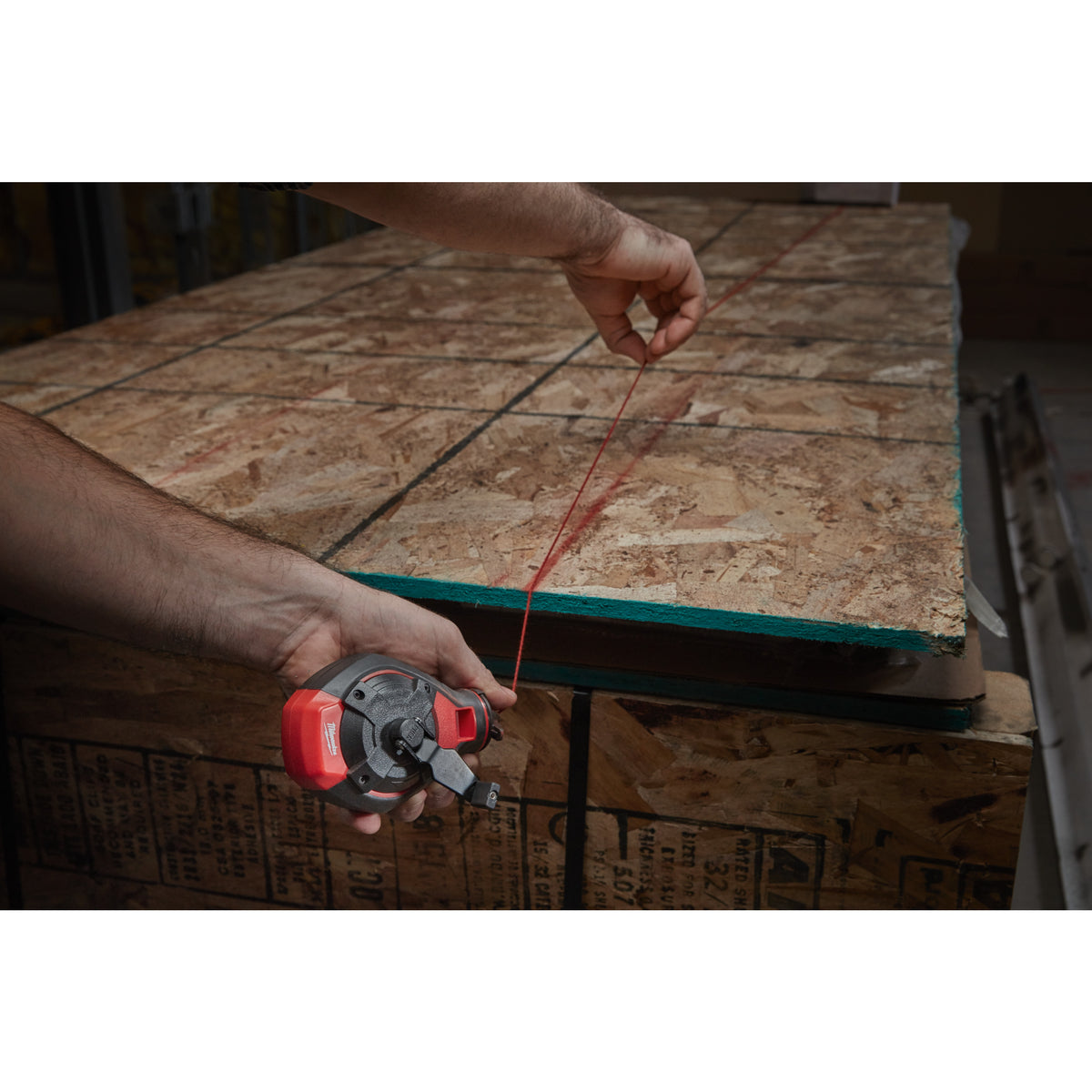 Trasor cu sfoară Bold Line Milwaukee Bold Line Chalk Reel & Red Chalk Refill, cod 4932498391