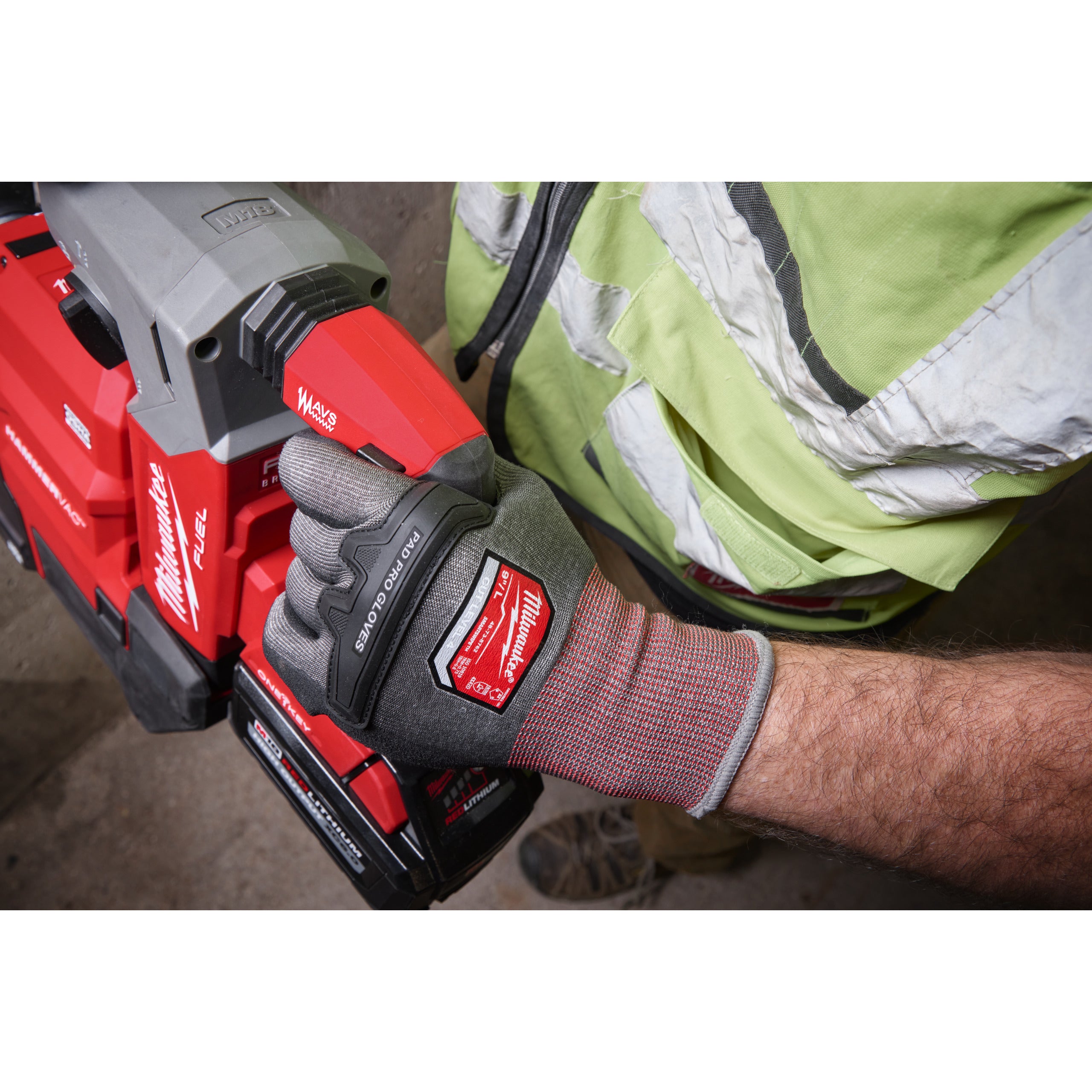 Mănuși de protecție Pad Pro - nivel de tăiere D Milwaukee PAD PRO Cut D Gloves - 7/S, cod 4932498501