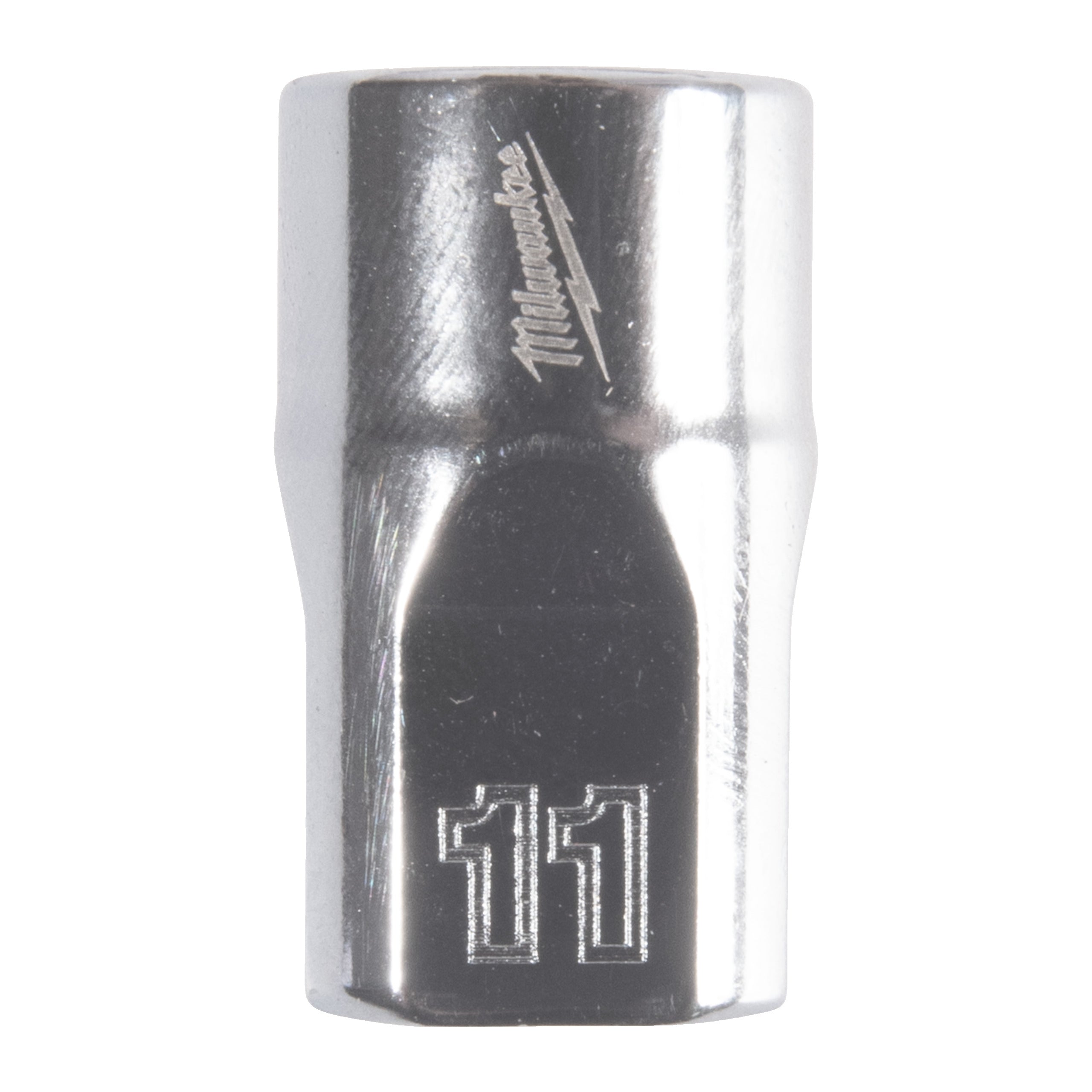 Cheie tubulară ⅜″ metrică, 12 puncte Milwaukee 3/8'' Drive Metric Standard 12-Point Socket - 11mm, cod 4932498803