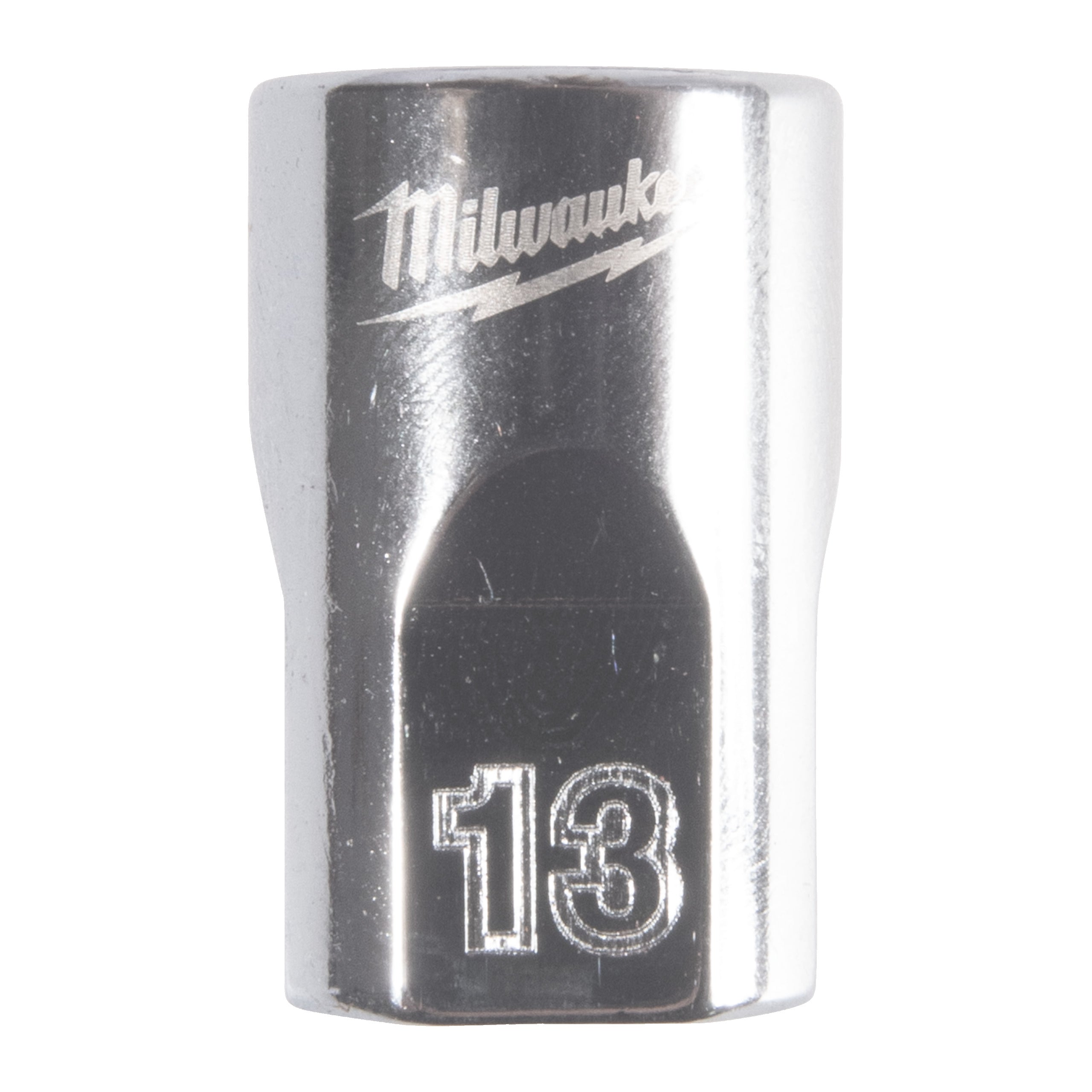 Cheie tubulară ⅜″ metrică, 12 puncte Milwaukee 3/8'' Drive Metric Standard 12-Point Socket - 13mm, cod 4932498805