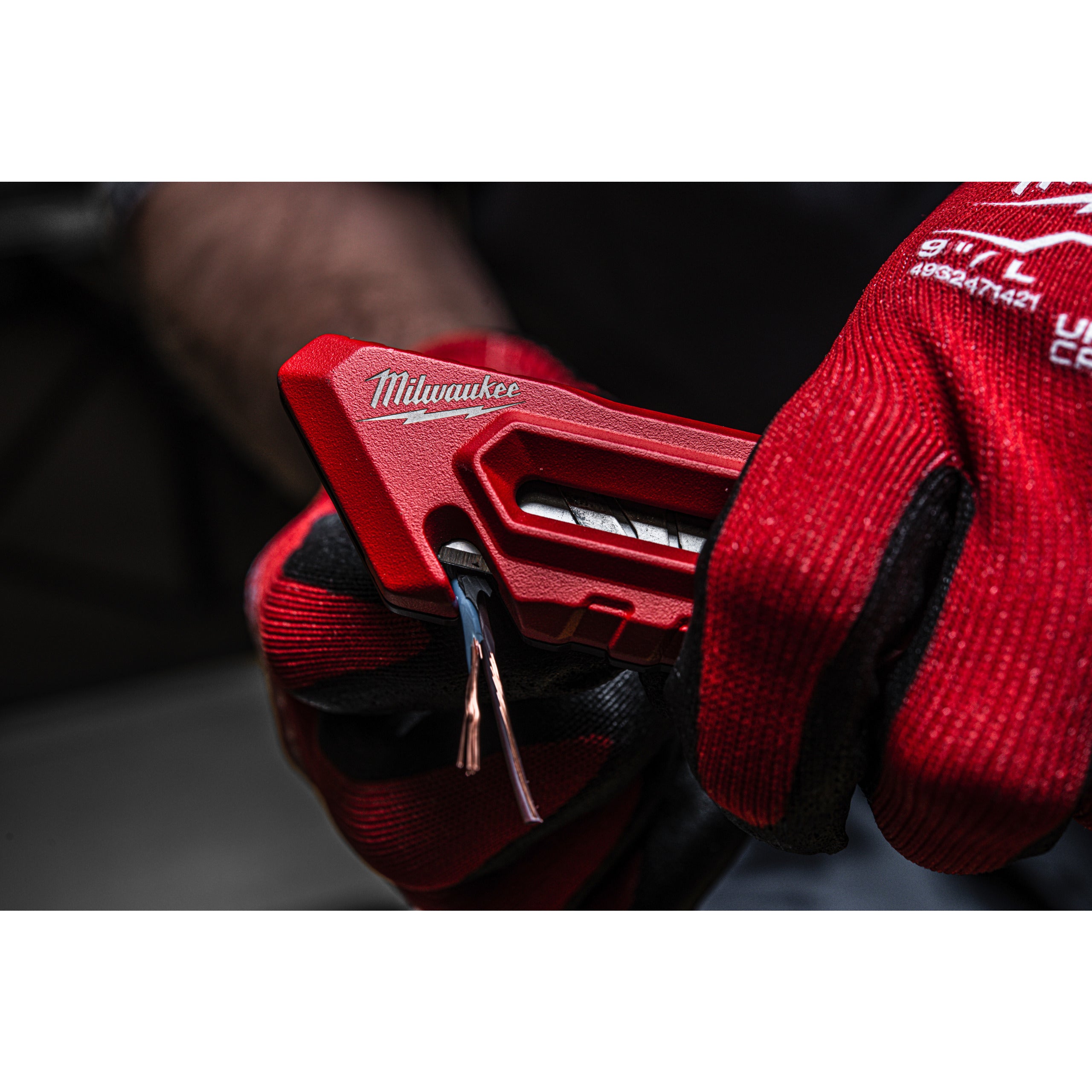 Cuțit multifuncțional compact Milwaukee Multi-Functional Compact Utility Knife, cod 4932501777