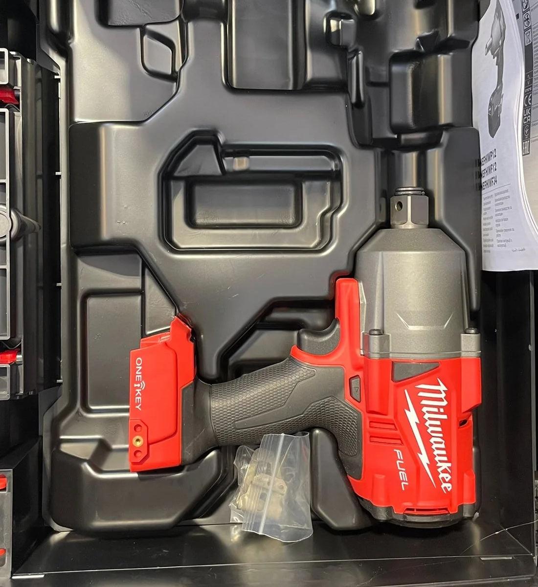 Cheie de impact Milwaukee 3/4″ 1627Nm 18V M18-ONEFHIWF34-0X, cuplu ridicat, inel de fixare, ONE-KEY™, M18 FUEL™, fără acumulatori, fără încărcător, cod 4933459729 - BIG STORE (Dynamic Tools SRL)