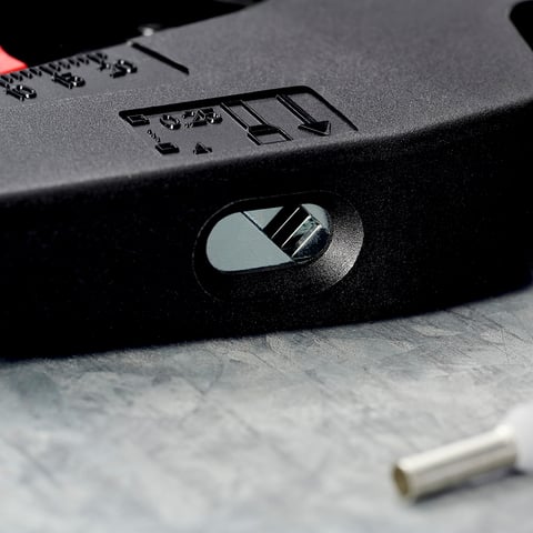 Unealtă multifuncțională pentru electricieni KNIPEX NexStrip® 1272190
