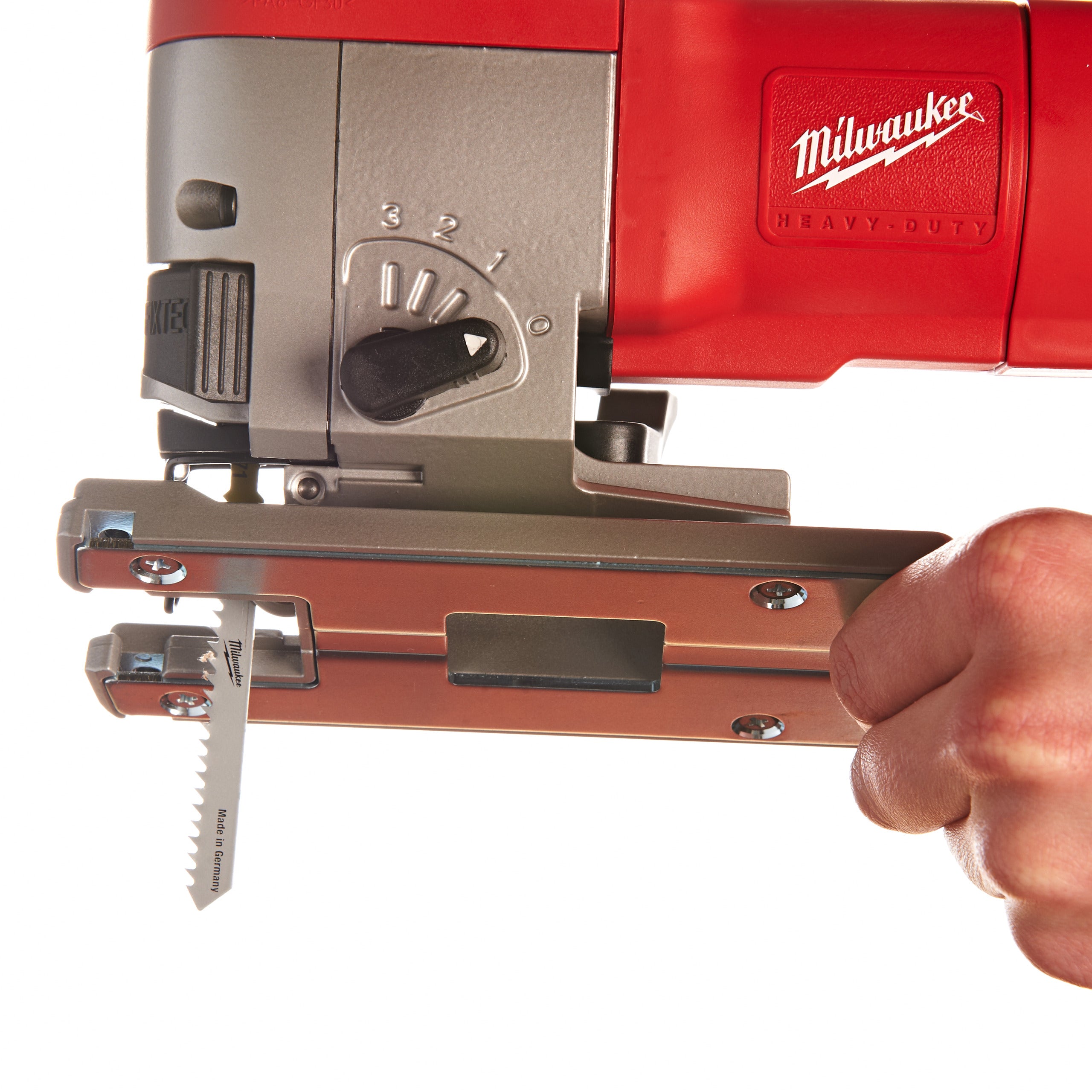 Fierăstrău pendular Heavy Duty, cu mâner superior Milwaukee JSPE 135 TX, cod 4933500568