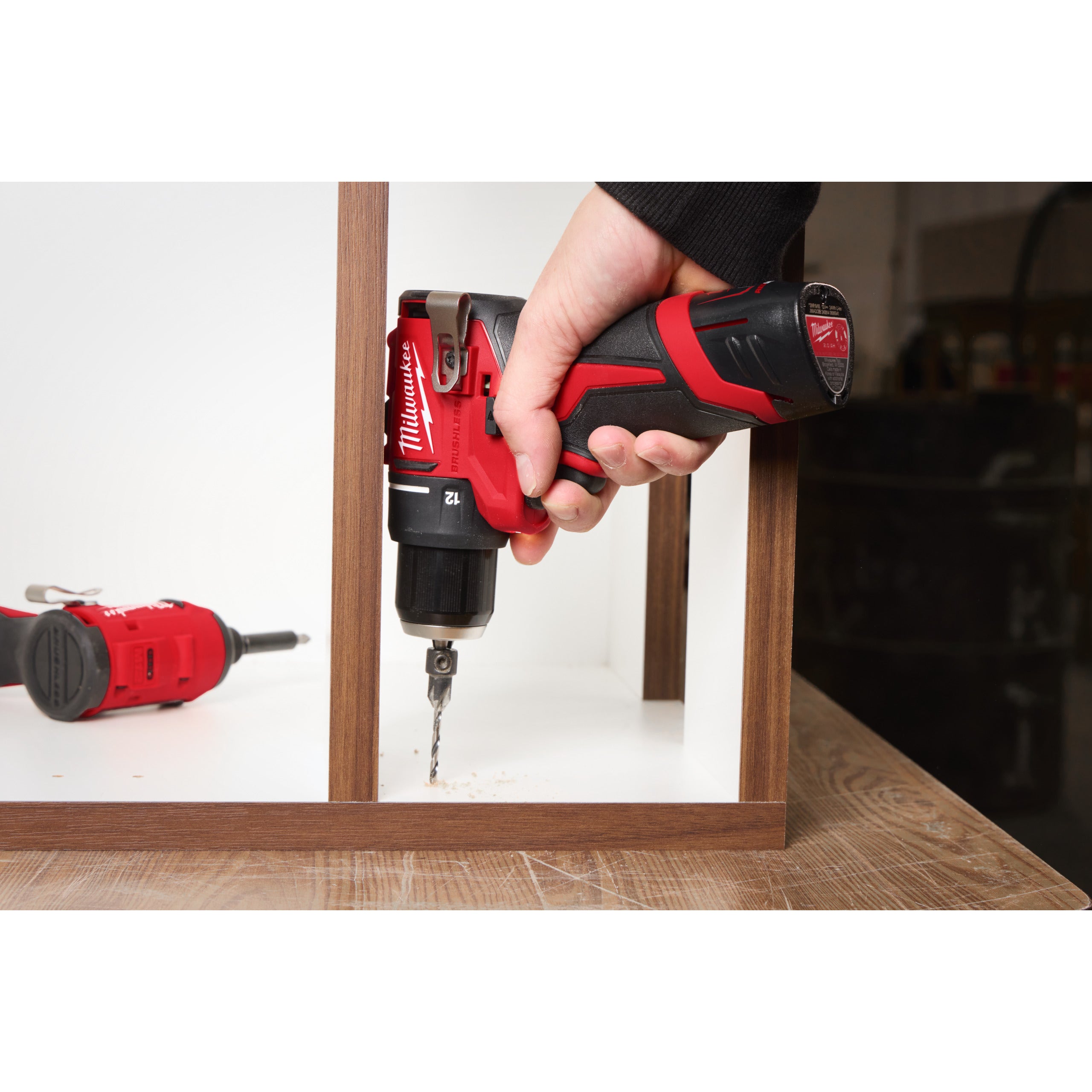 Mașină compactă de găurit, fără perii Milwaukee M12 BLDDRC-203C, cod 4933499685