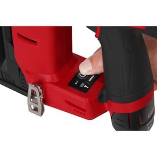 Pistol pentru cuie 18 GA Milwaukee M12 FCN18GS-0X, FUEL™, 1 x cutie HD, cod 4933493354