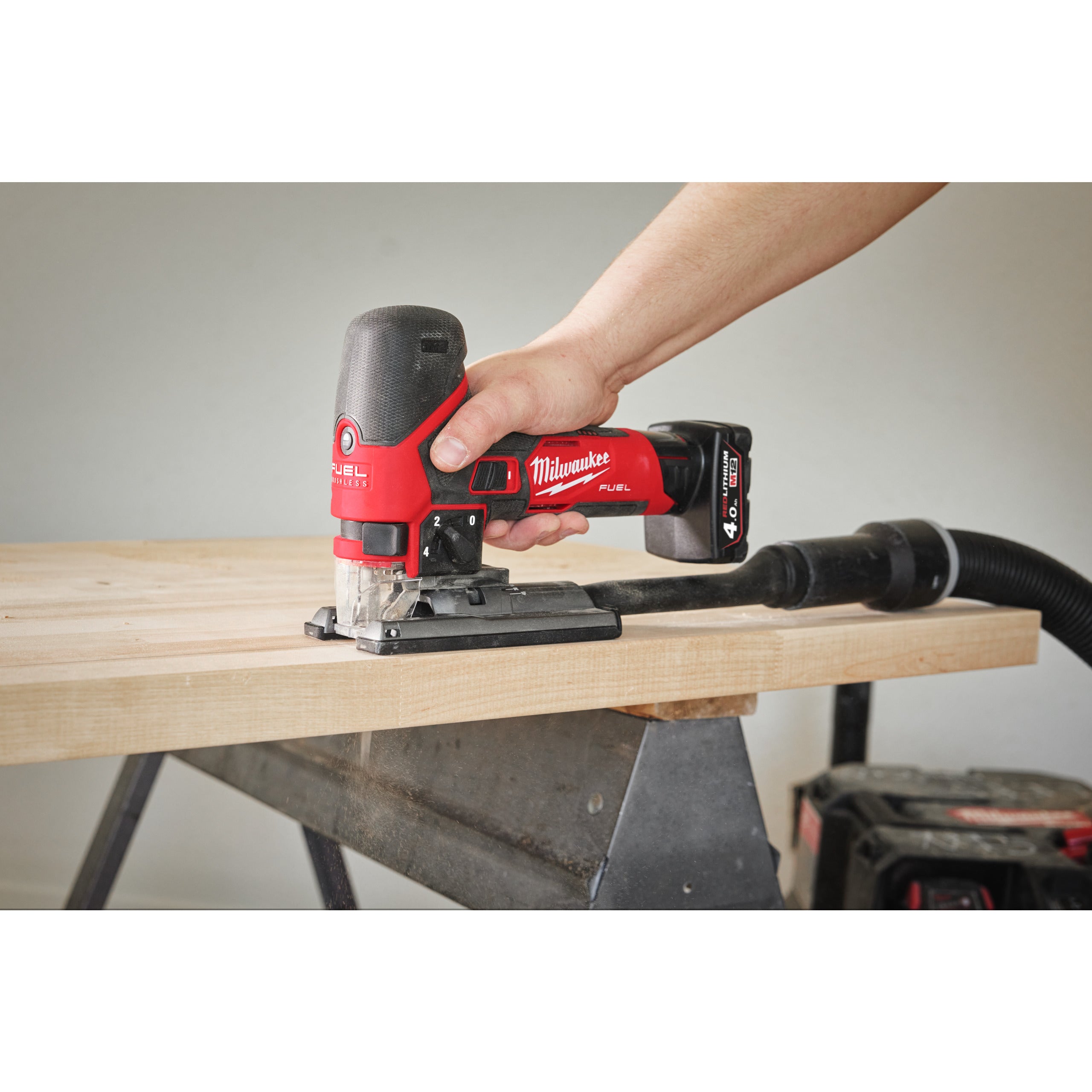 Fierăstrău pendular Milwaukee M12 FJS-0 FUEL™, cod 4933500574